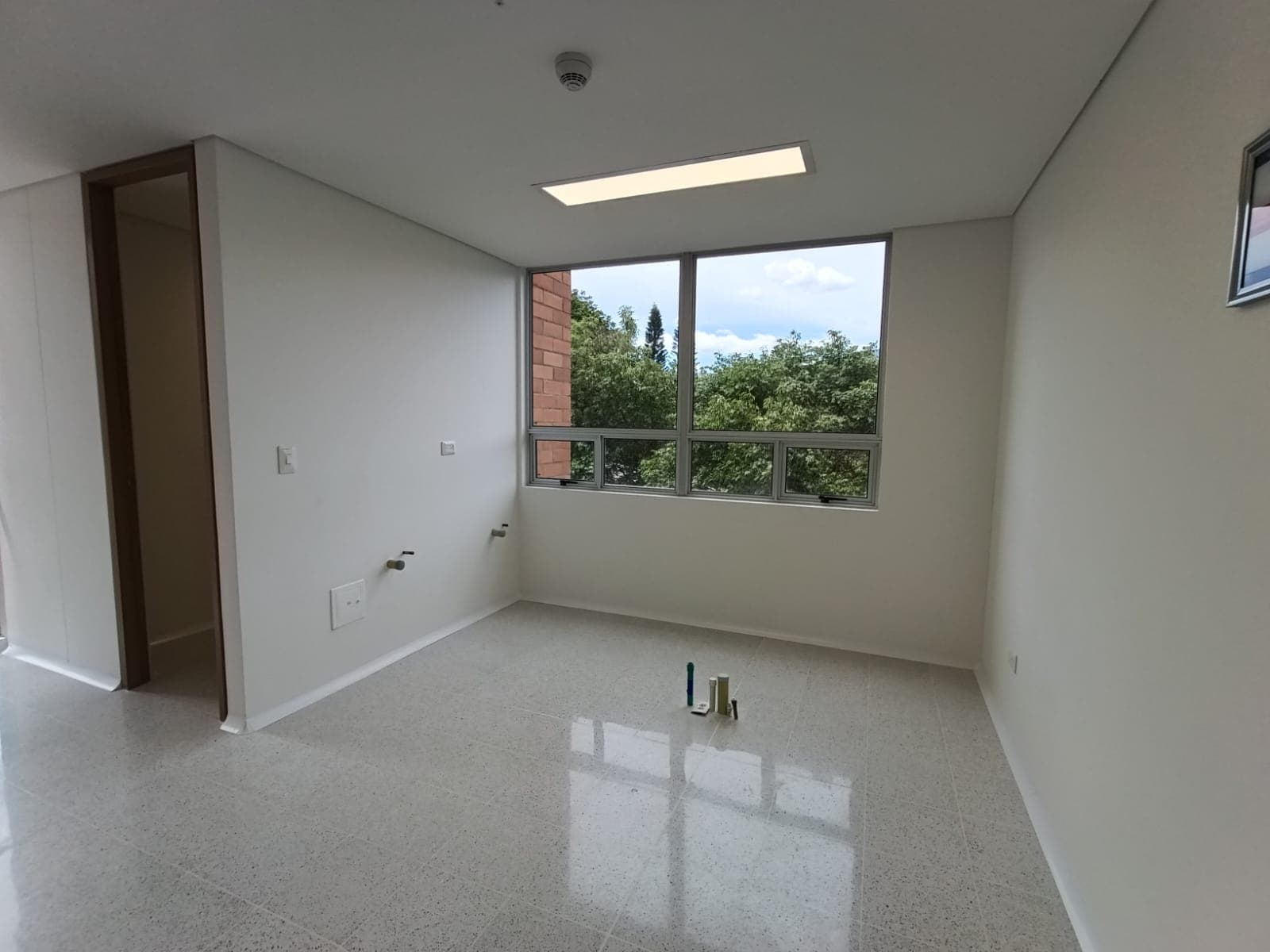 Consultorio en arriendo en Laureles, Medellín — foto 2 de 15