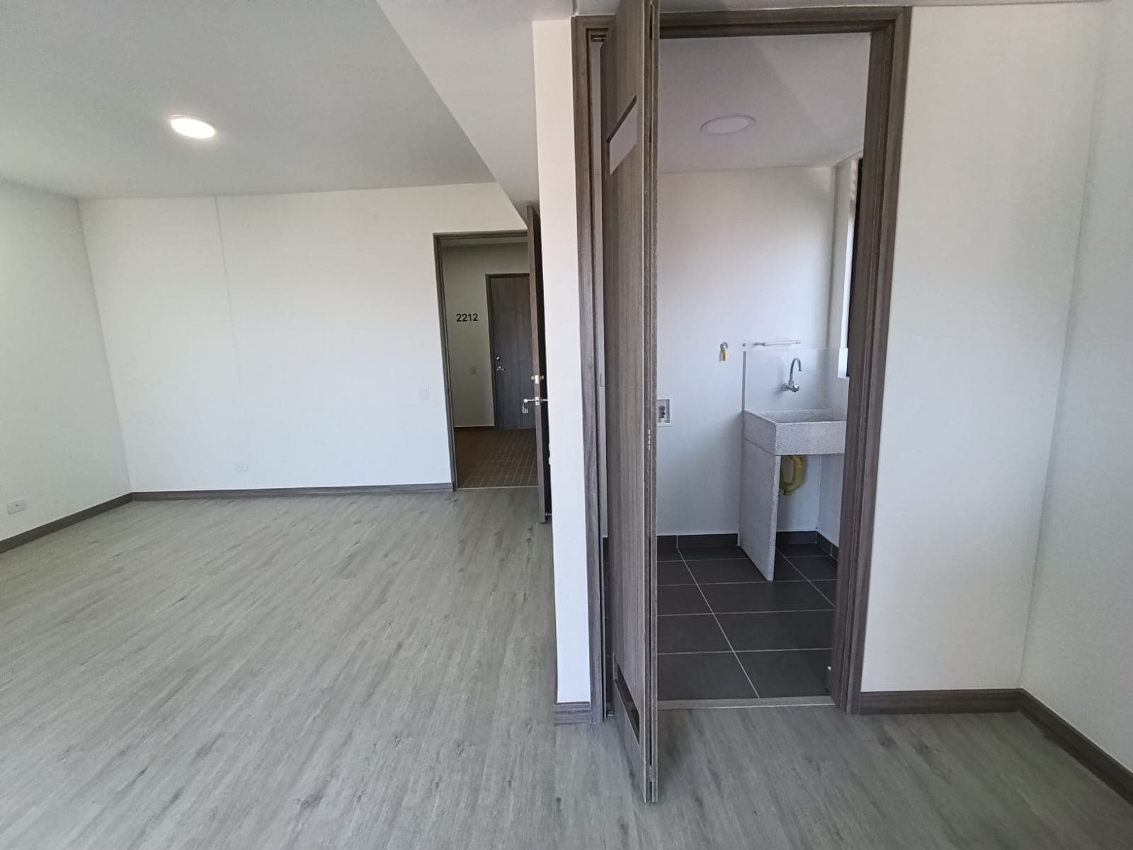 Apartamento en arriendo en Las Palmas, Centro, Medellín — foto 5 de 20