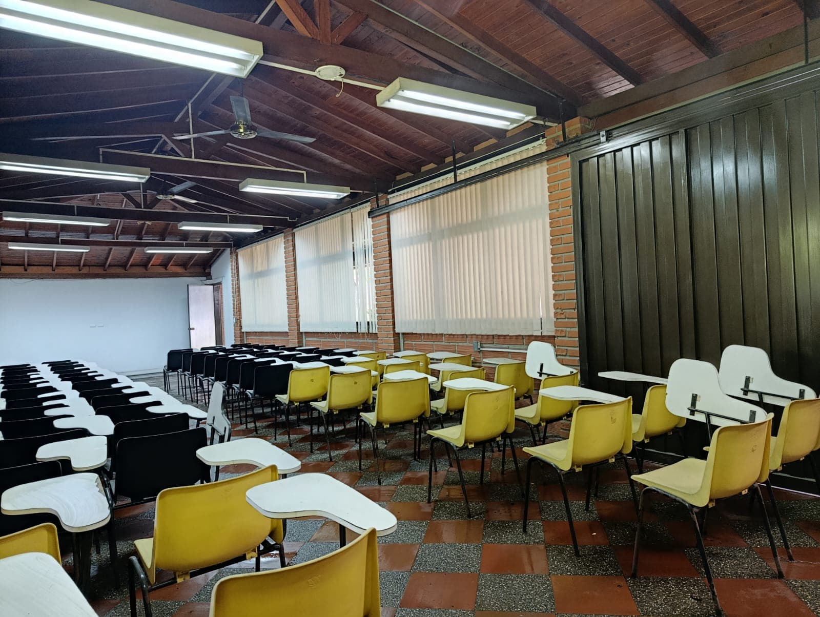 Bodega en arriendo en Sierra Morena, La Estrella — foto 4 de 20
