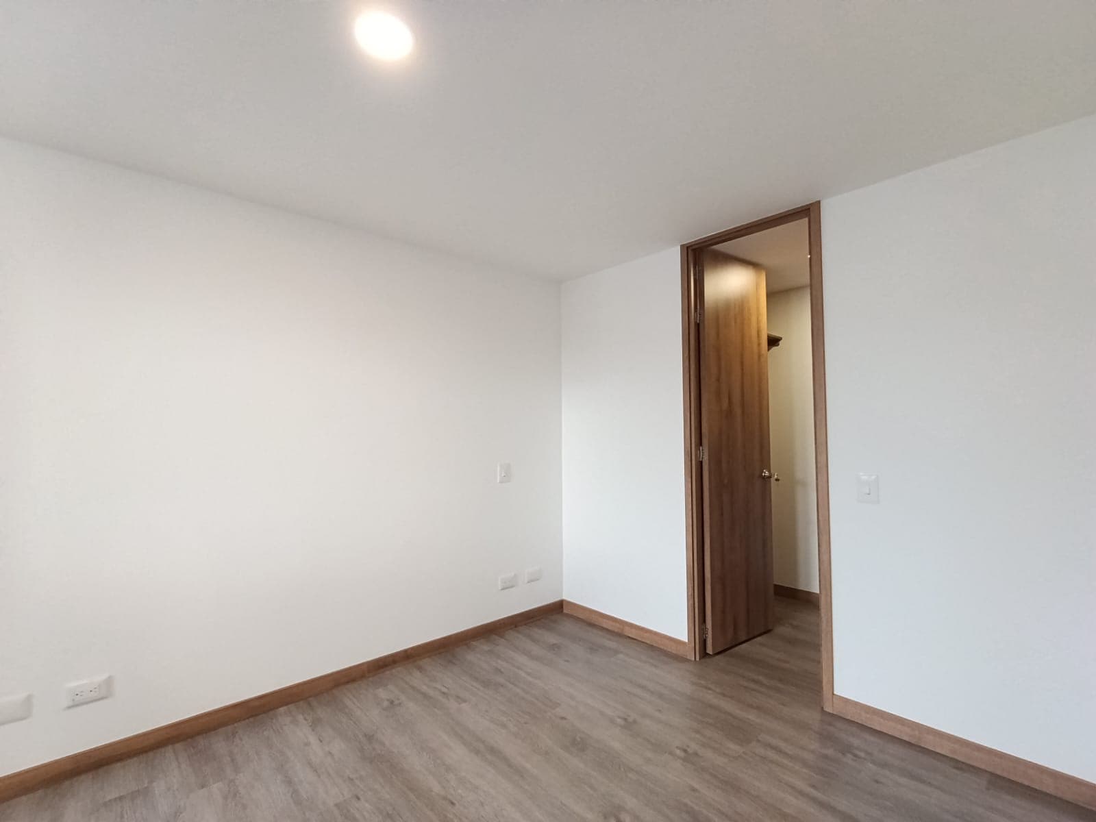 Apartamento en arriendo en Las Casitas, Envigado — foto 5 de 20