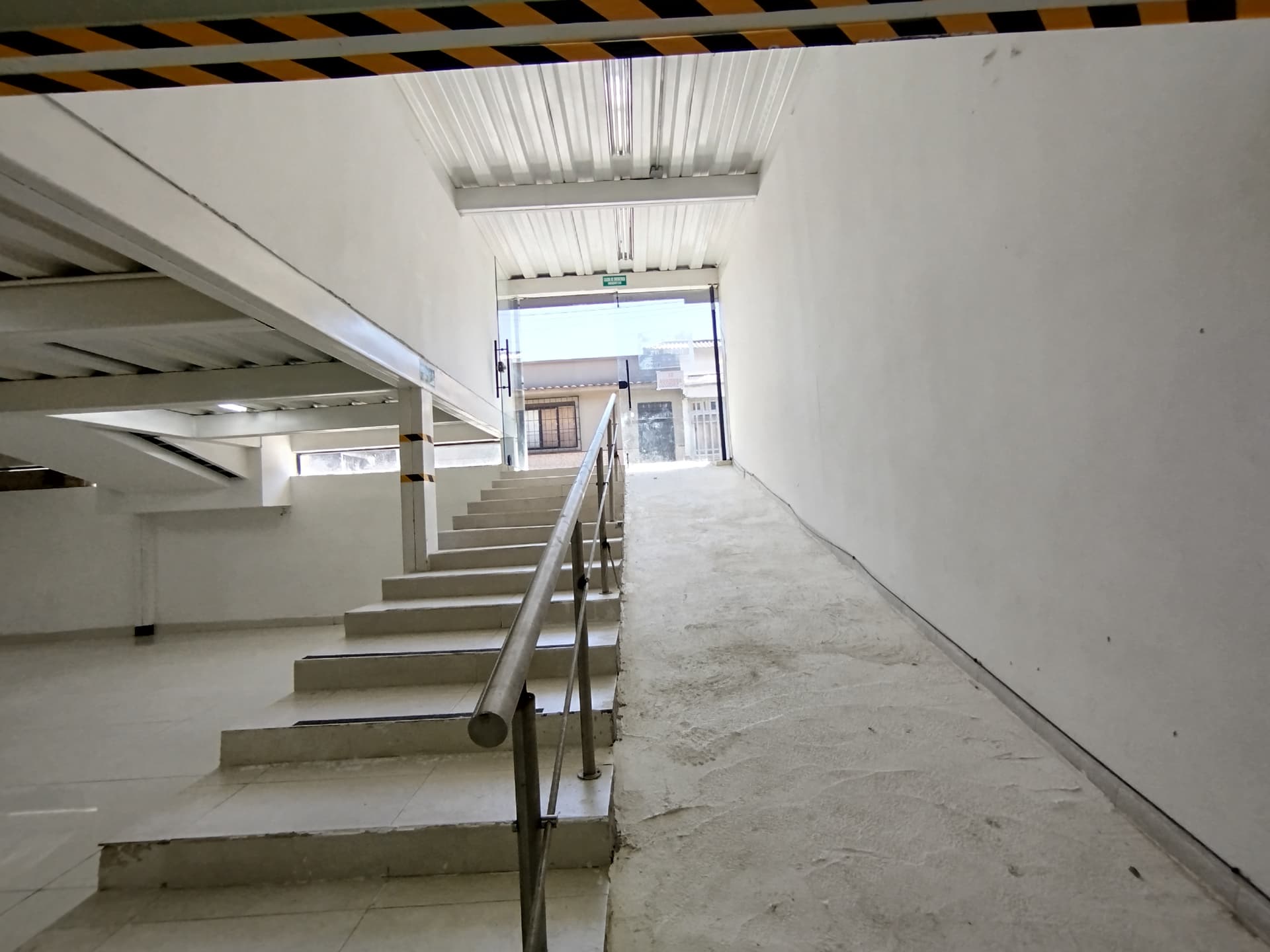 Local en arriendo en Centro De, Santa Rosa De Cabal — foto 1 de 17