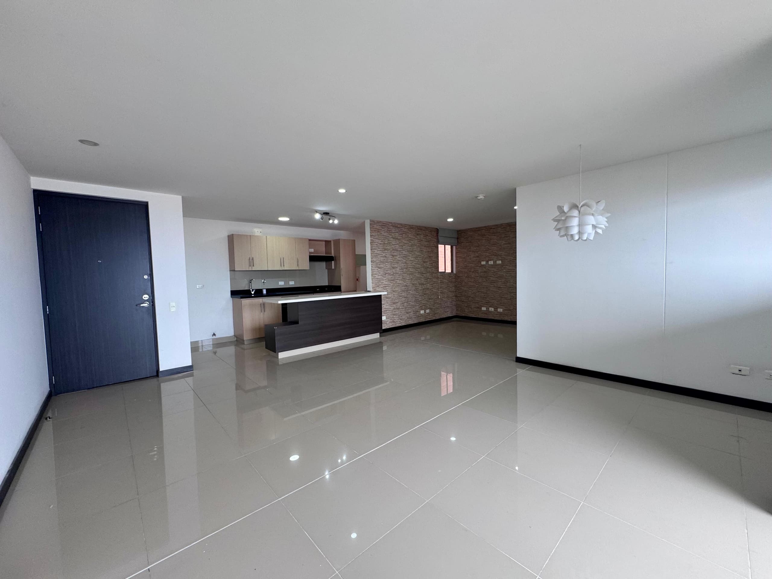 Apartamento en arriendo en Loma De Las Brujas, Envigado — foto 2 de 18