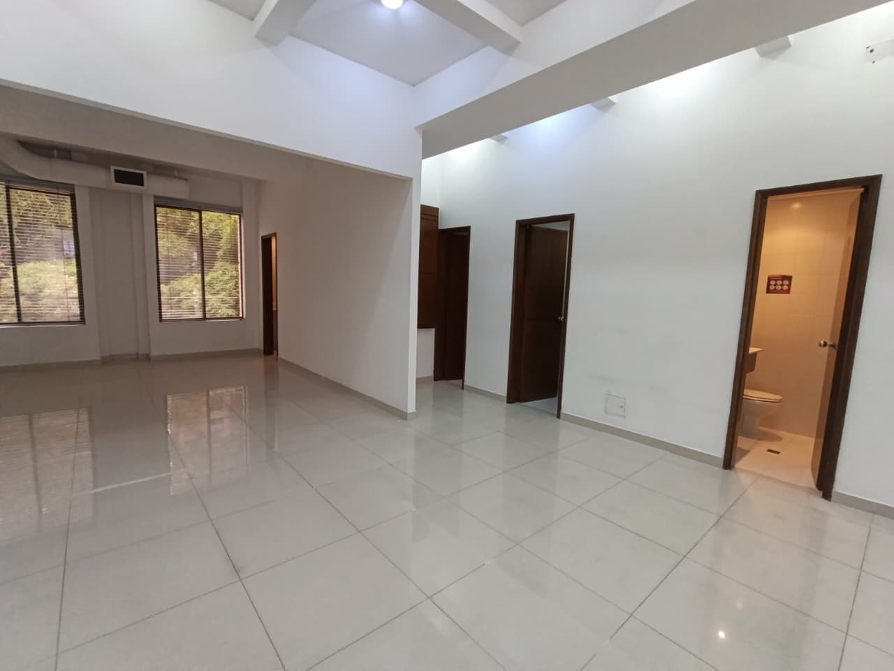 Local en arriendo en Milla De Oro, El Poblado, Medellín — foto 5 de 20