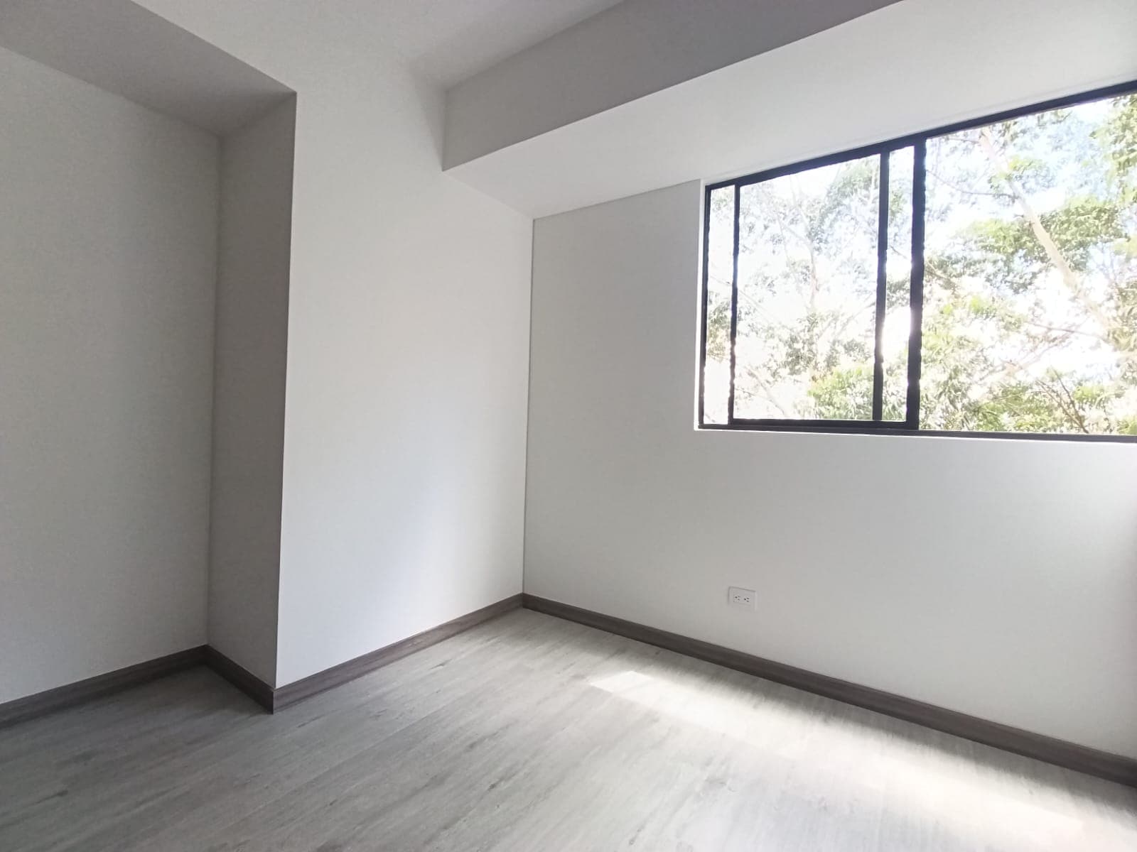 Apartamento en arriendo en Las Palmas, Centro, Medellín — foto 5 de 13