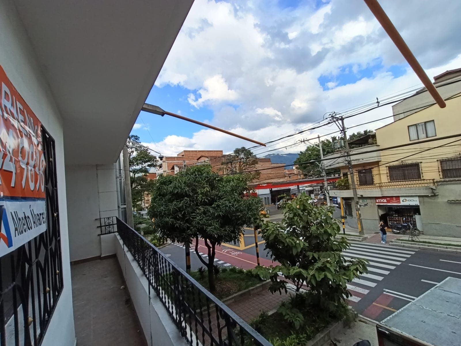 Casa Comercial en arriendo en San José, Itagui — foto 2 de 20