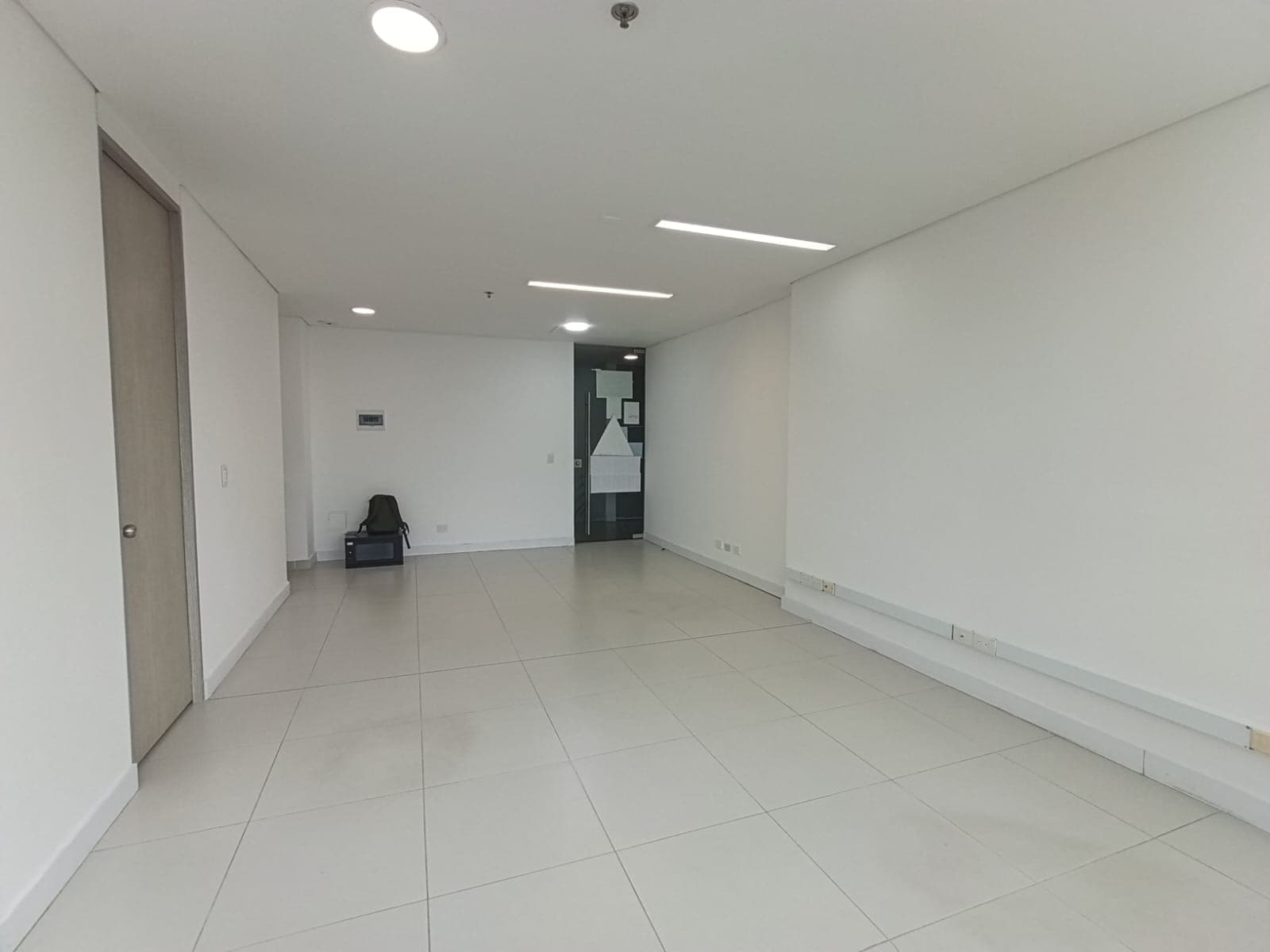 Oficina en arriendo en Playas De María, Sabaneta — foto 4 de 11