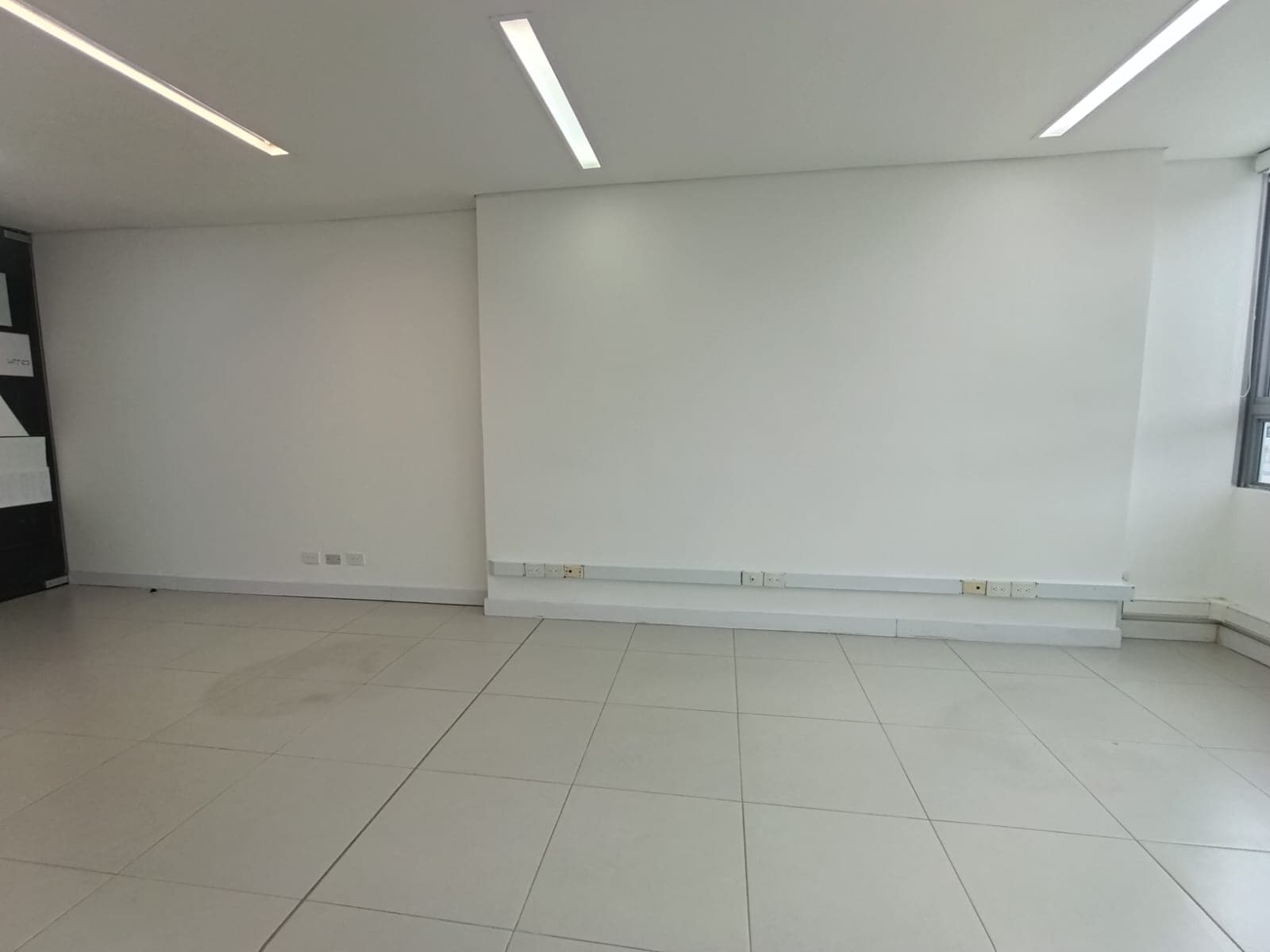 Oficina en arriendo en Playas De María, Sabaneta — foto 5 de 11