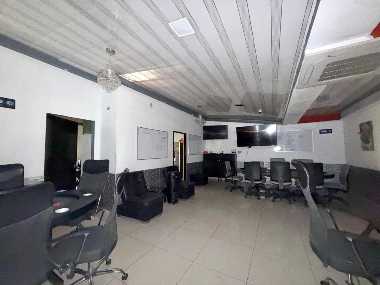 Local en arriendo en Centro, Pereira — foto 3 de 12