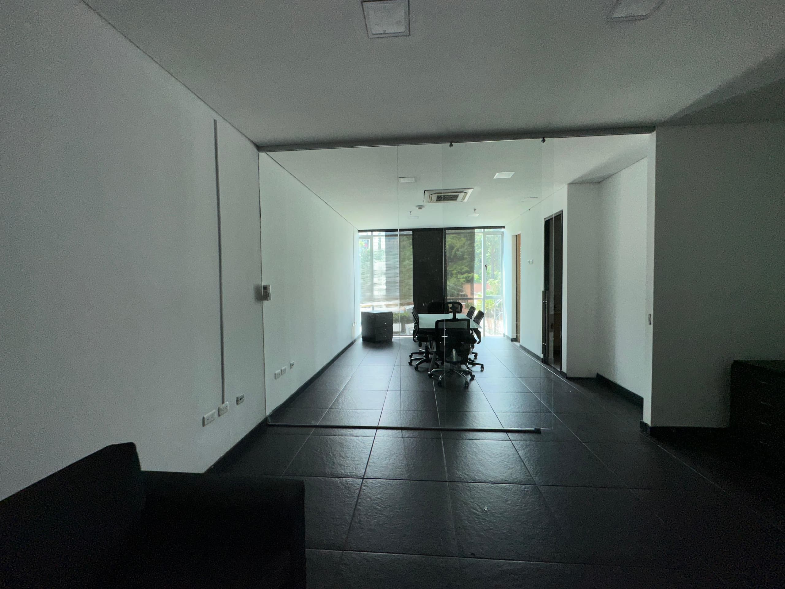 Oficina en arriendo en Manila, El Poblado, Medellín — foto 3 de 10