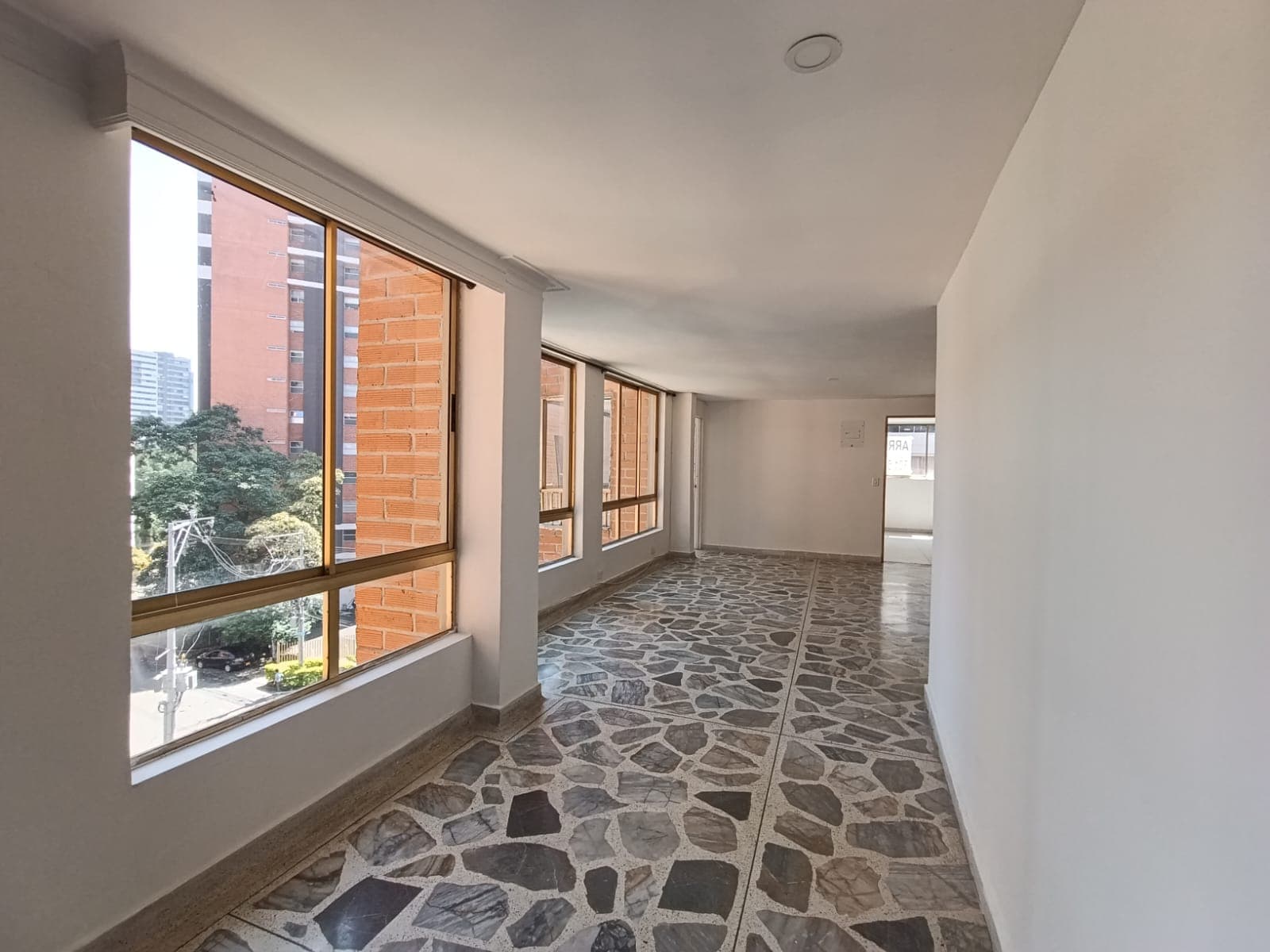 Apartamento en arriendo en Las Orquídeas, Envigado — foto 3 de 11