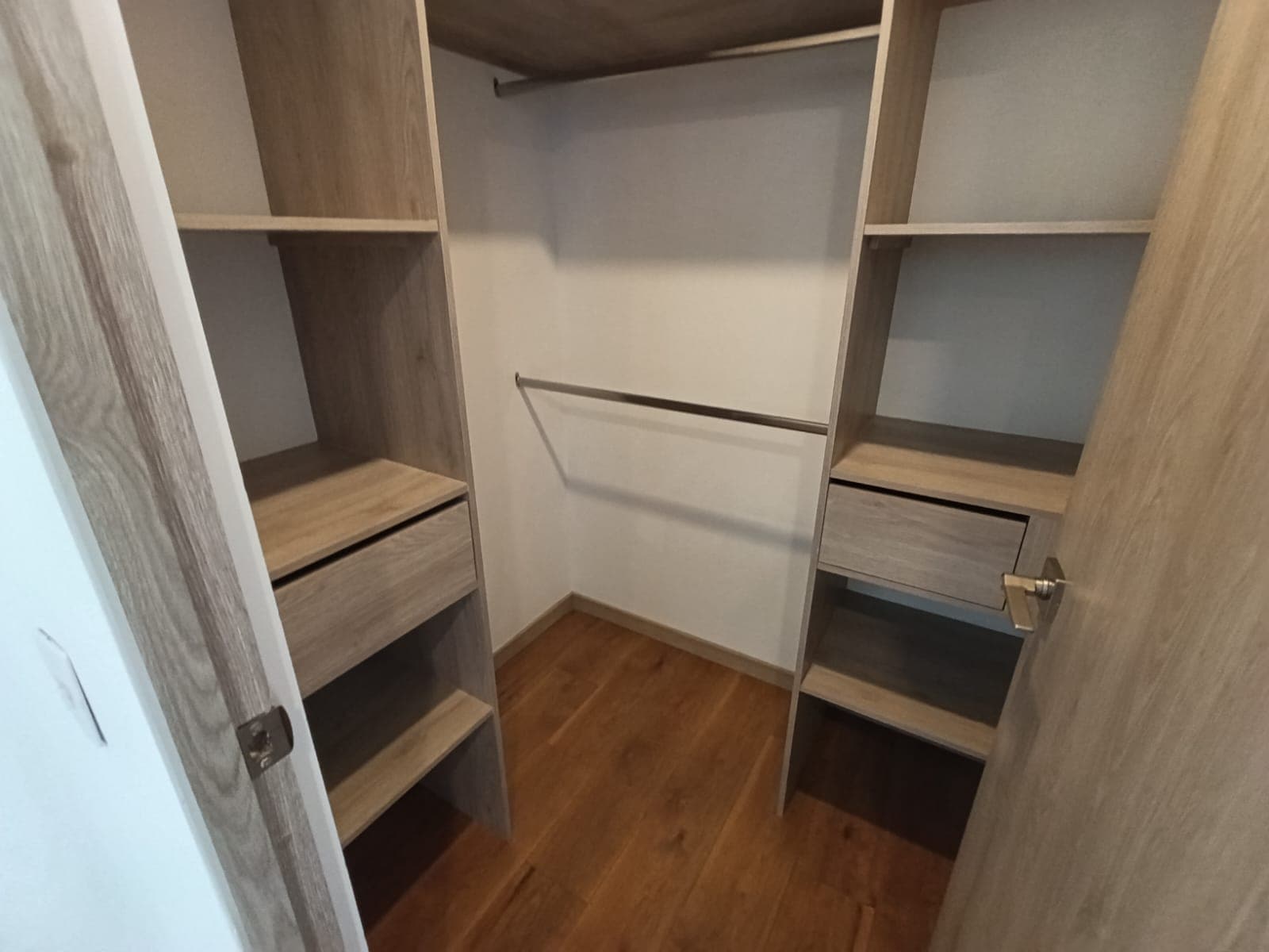 Apartaestudio en arriendo en Los Balsos, El Poblado, Medellín — foto 3 de 20