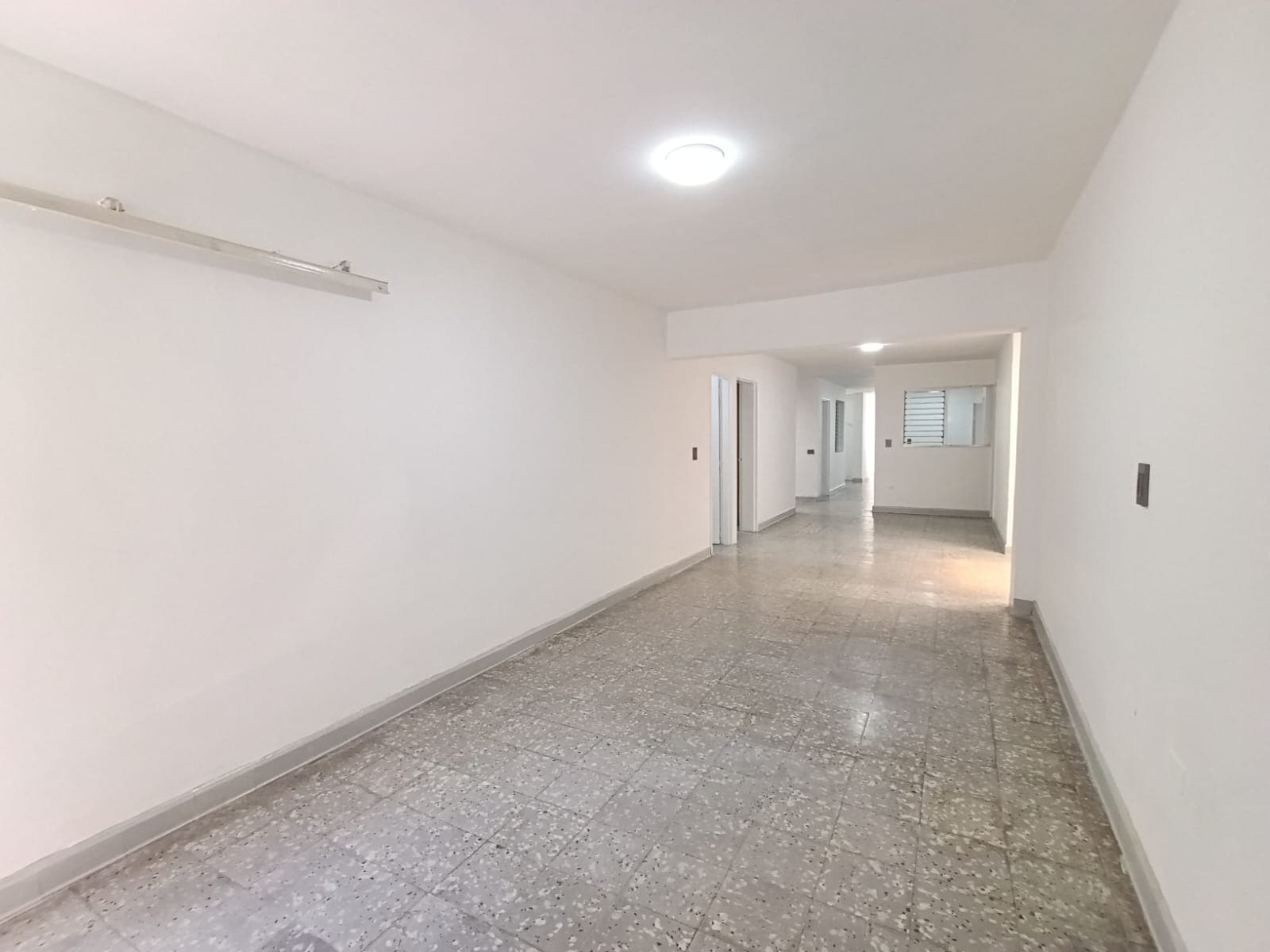 Casa Comercial en arriendo en Barrio Mesa, Envigado — foto 2 de 20