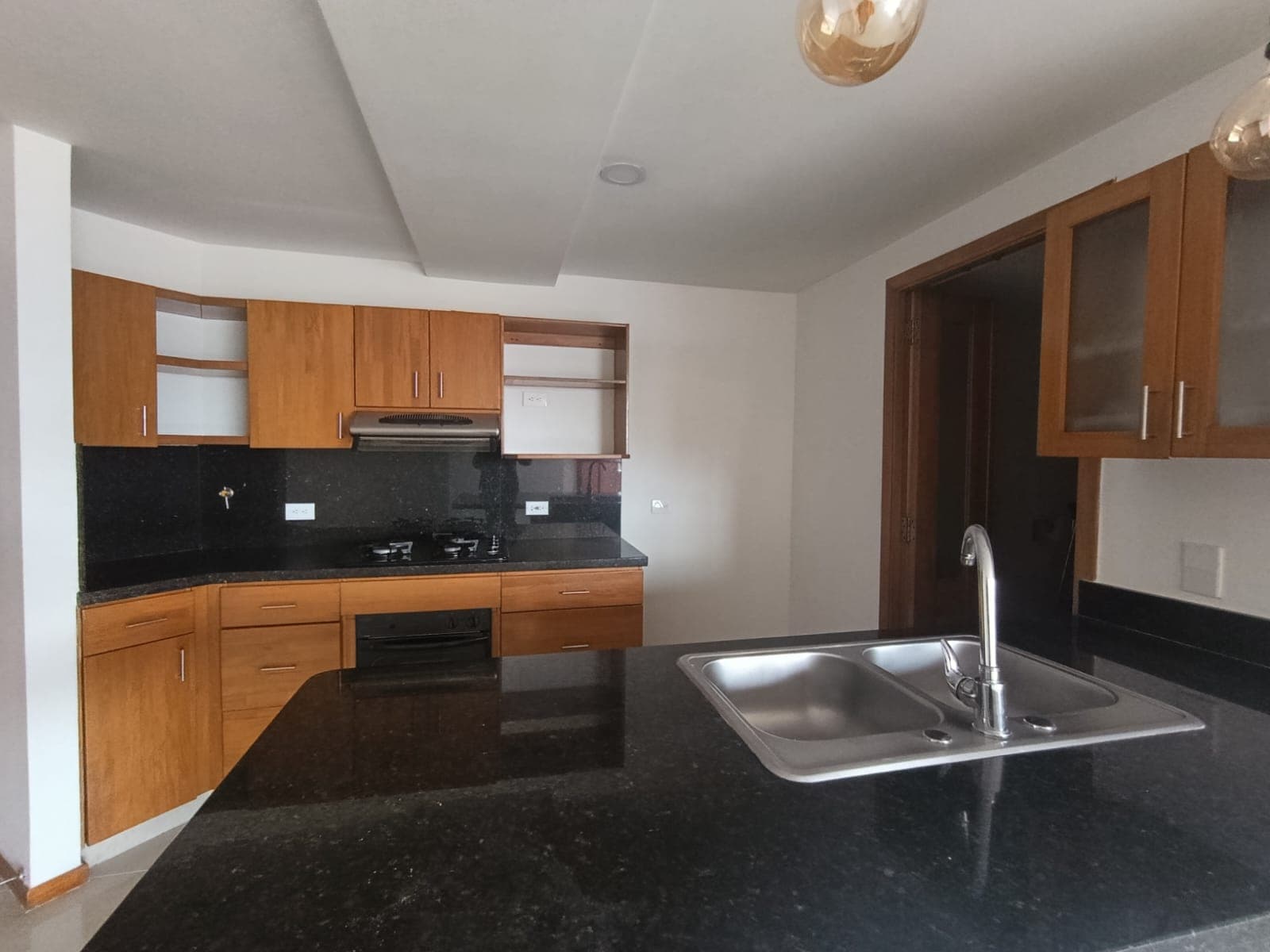 Apartamento en arriendo en Aves María, Sabaneta — foto 2 de 20