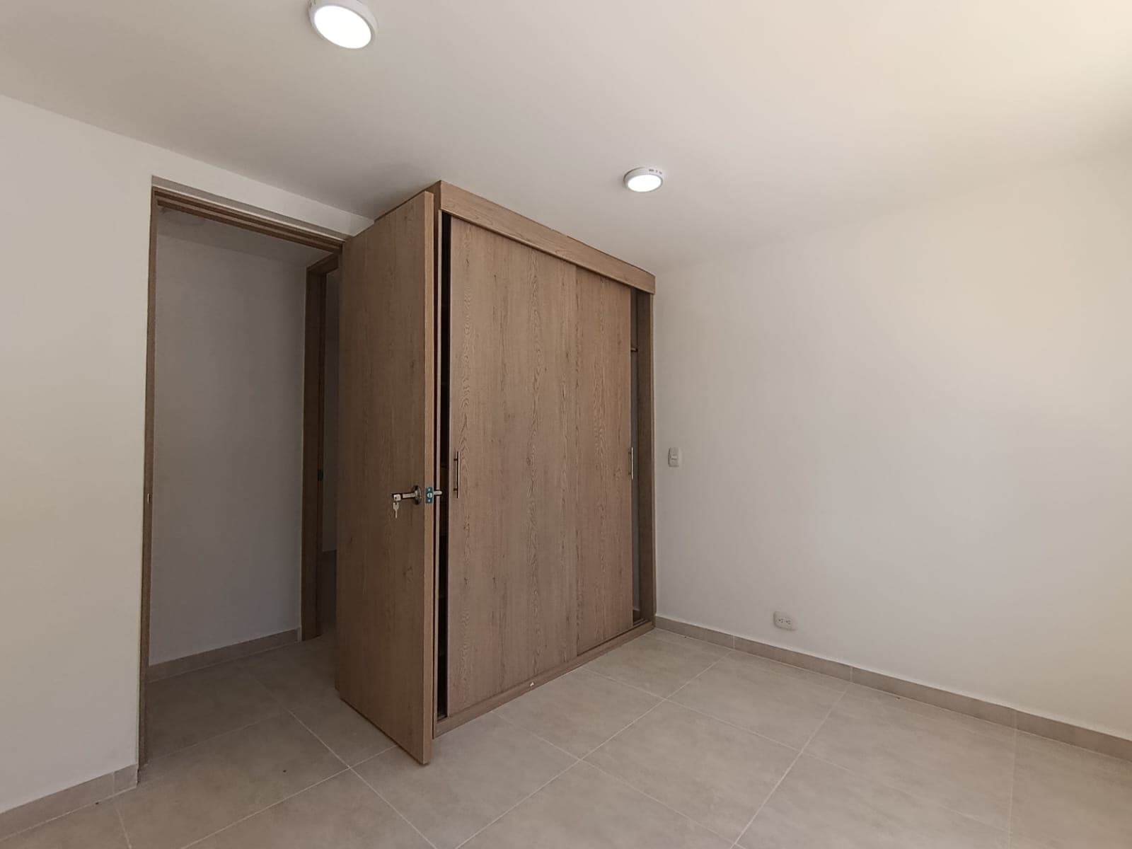 Apartamento en arriendo en Cimarronas, Rionegro — foto 4 de 11