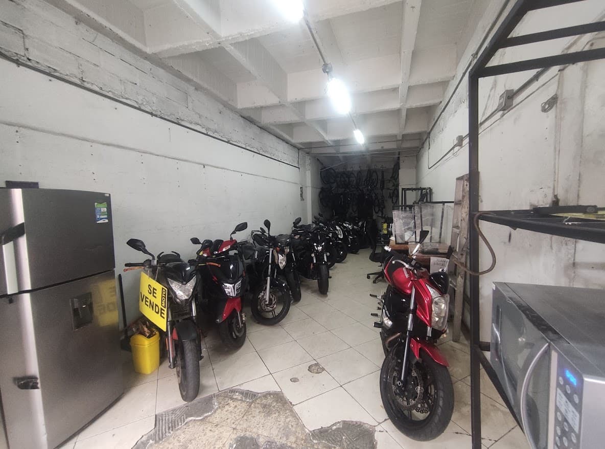 Local en arriendo en La Candelaria, Centro, Medellín — foto 4 de 8