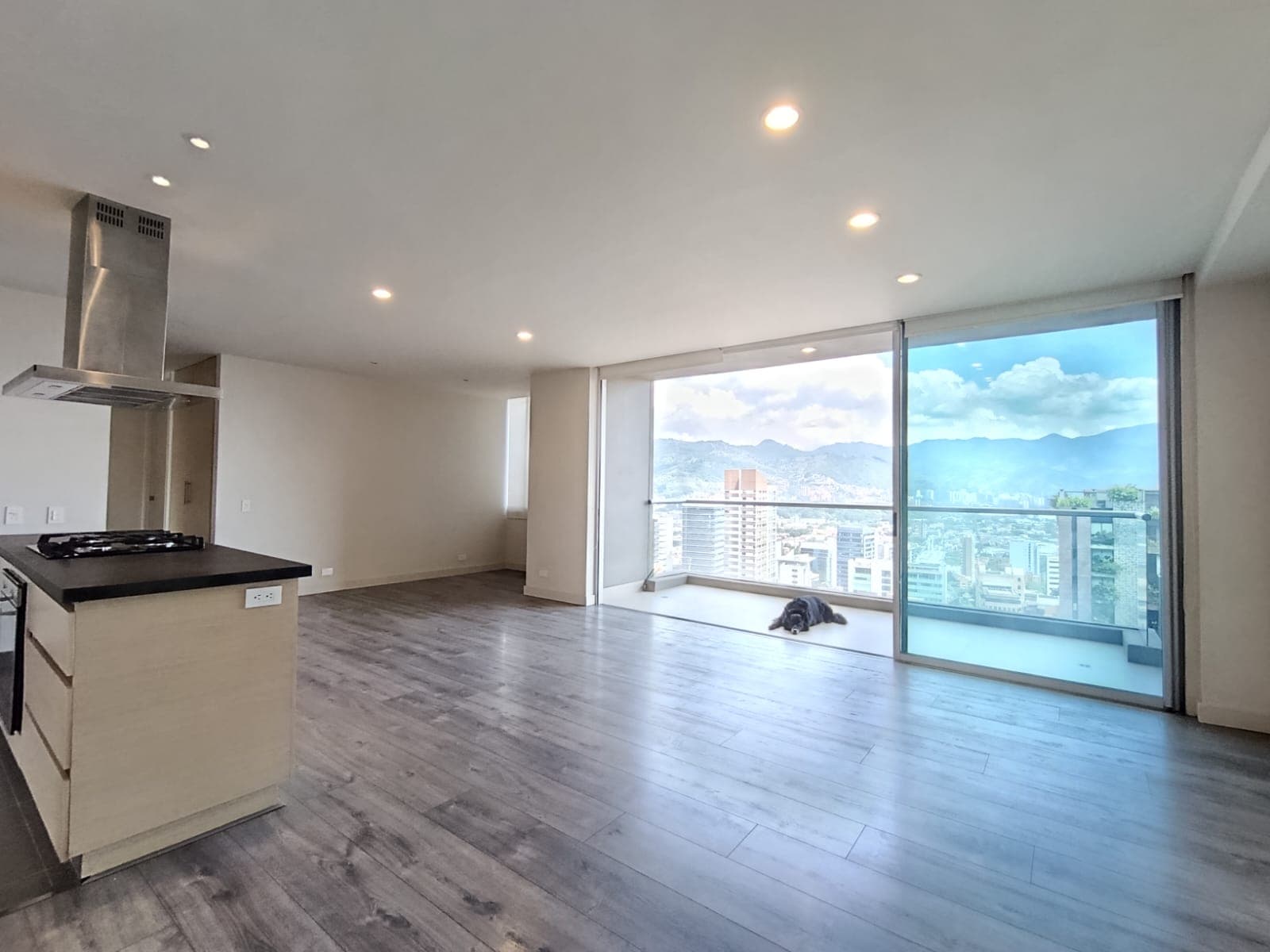 Apartamento en arriendo en Alejandría, El Poblado, Medellín — foto 2 de 20