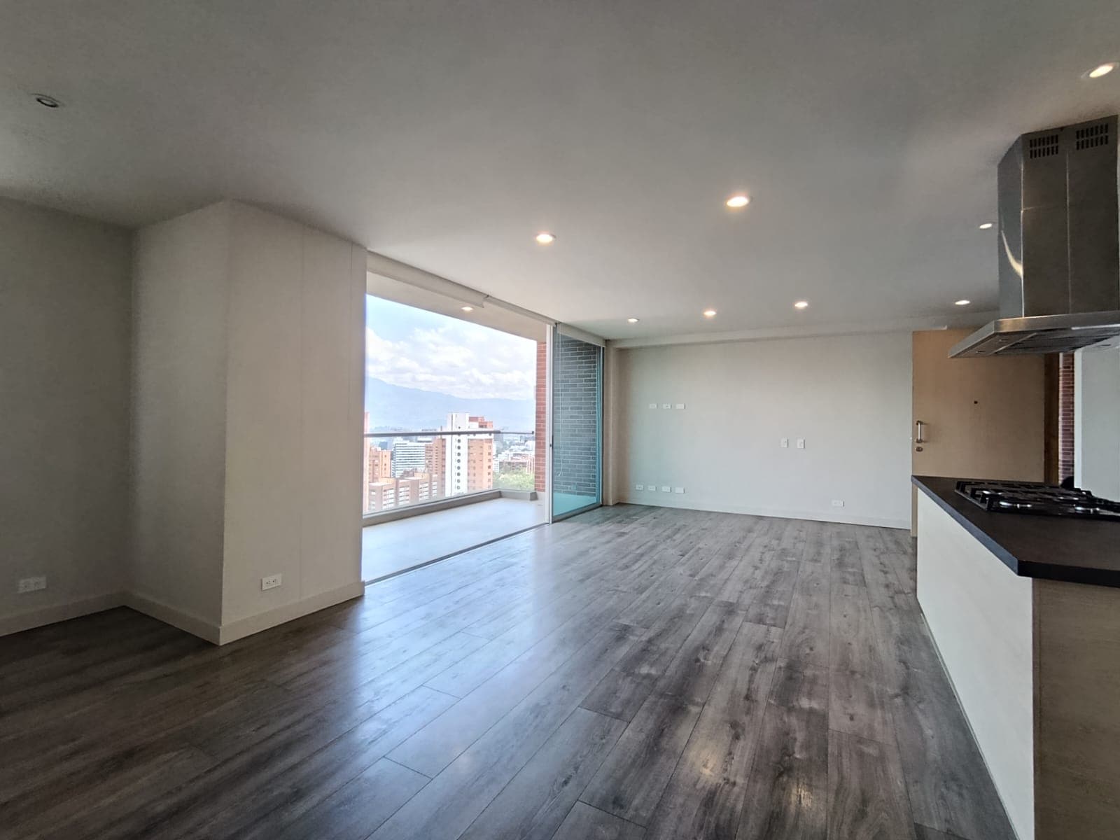 Apartamento en arriendo en Alejandría, El Poblado, Medellín — foto 3 de 20