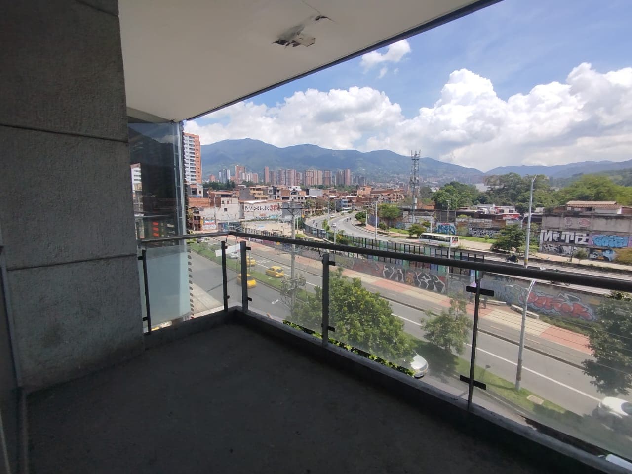 Local en arriendo en Glorieta Pilsen, Itagui — foto 4 de 15