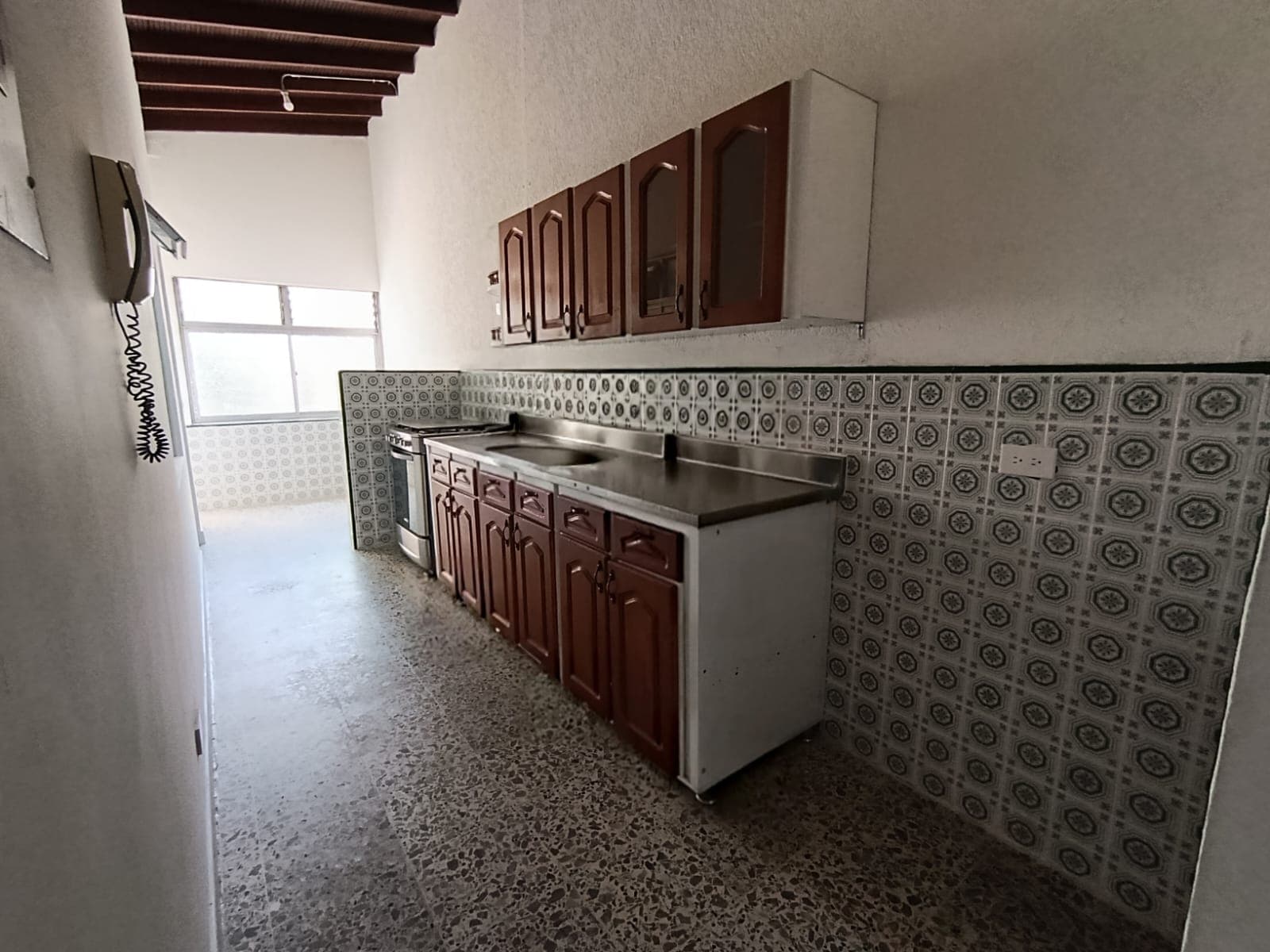 Apartamento en arriendo en La America, Medellín — foto 1 de 13