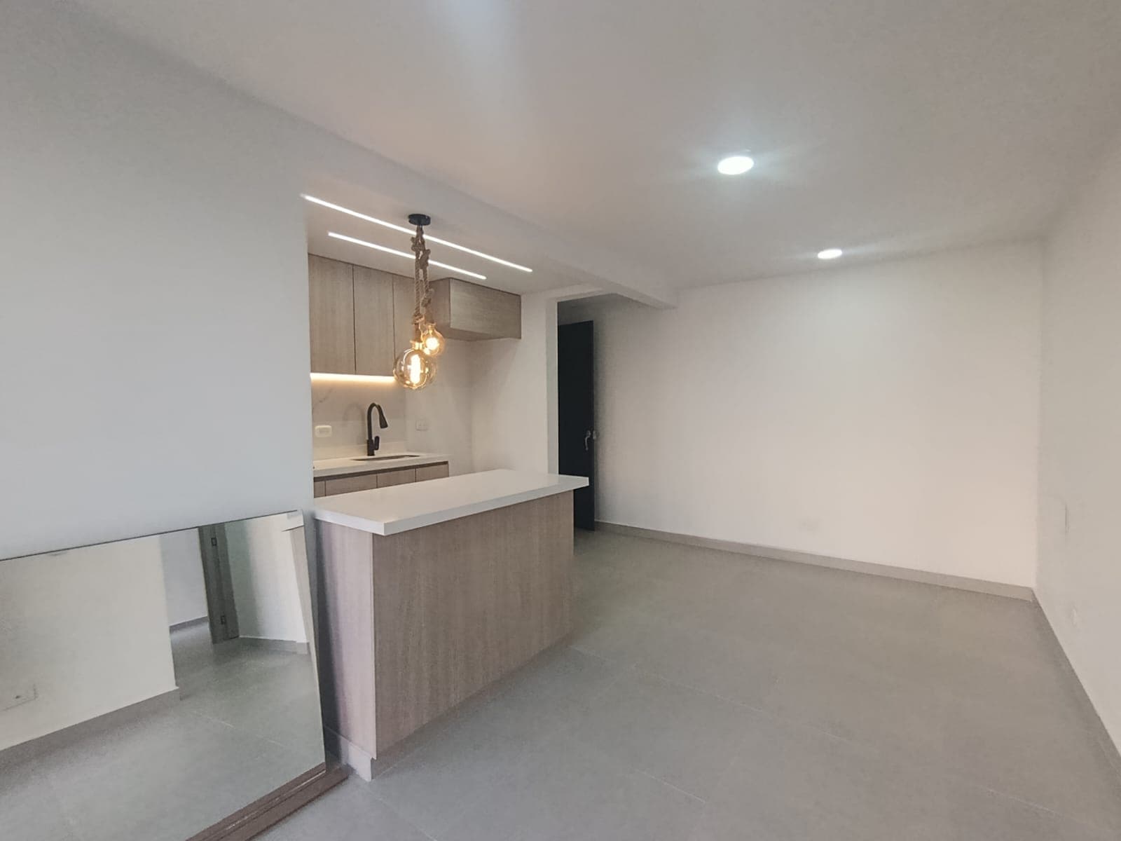 Apartamento en arriendo en Cimarronas, Rionegro — foto 4 de 12