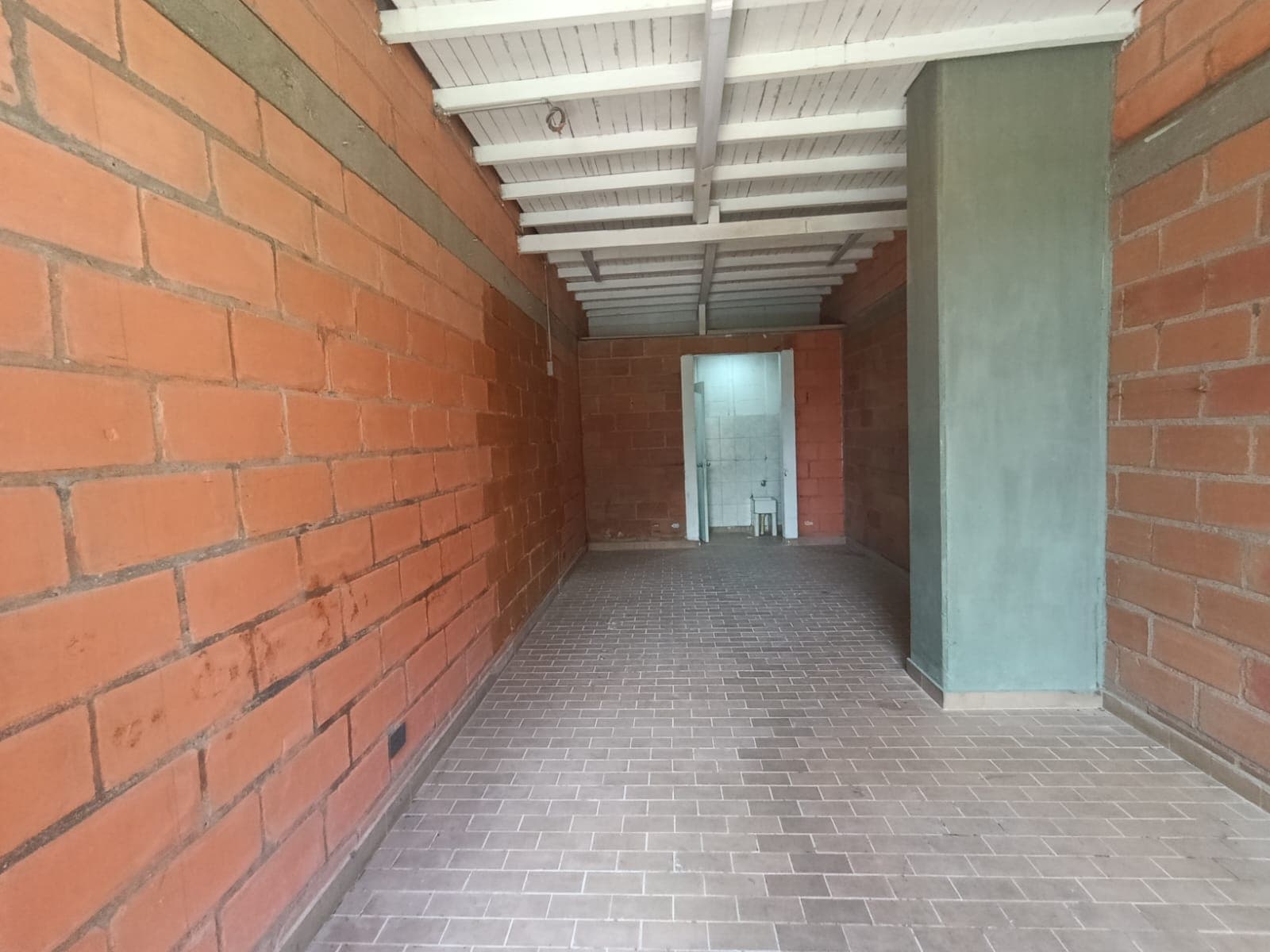 Local en arriendo en Las Casitas, Envigado — foto 2 de 12