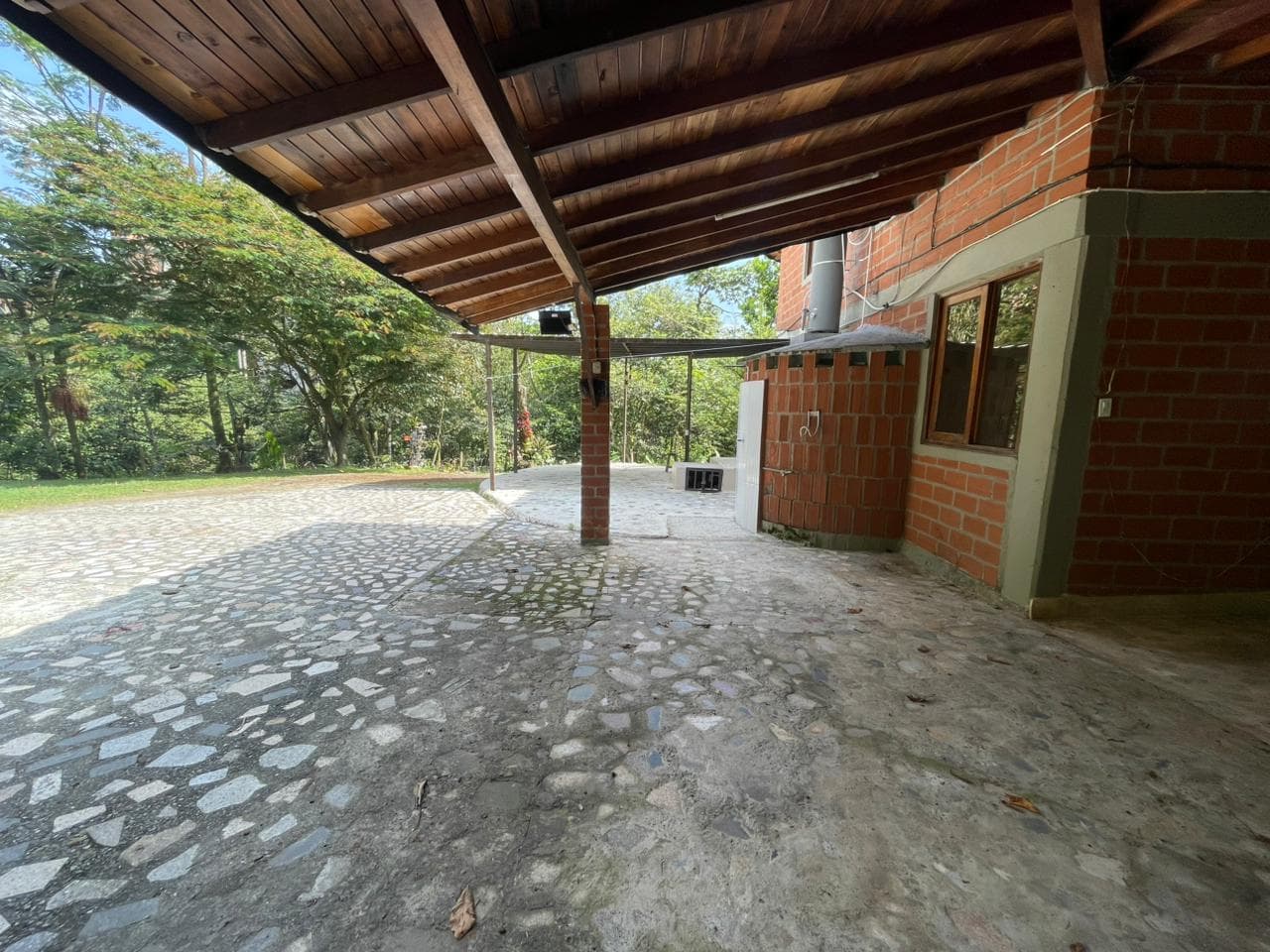 Casa Campestre en arriendo en El Trianón, Envigado — foto 3 de 20