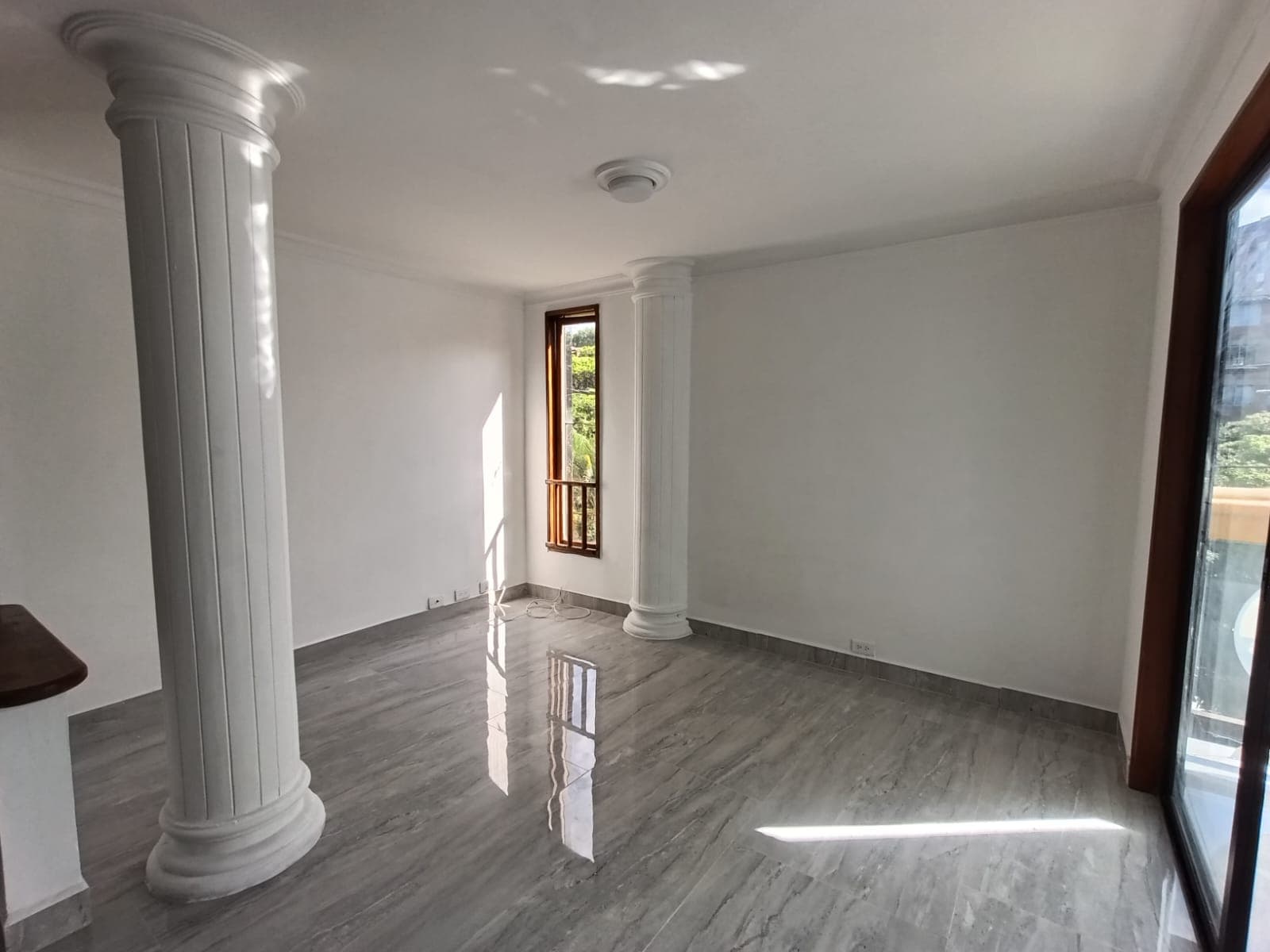 Apartamento en arriendo en Las Flores, Envigado — foto 3 de 20
