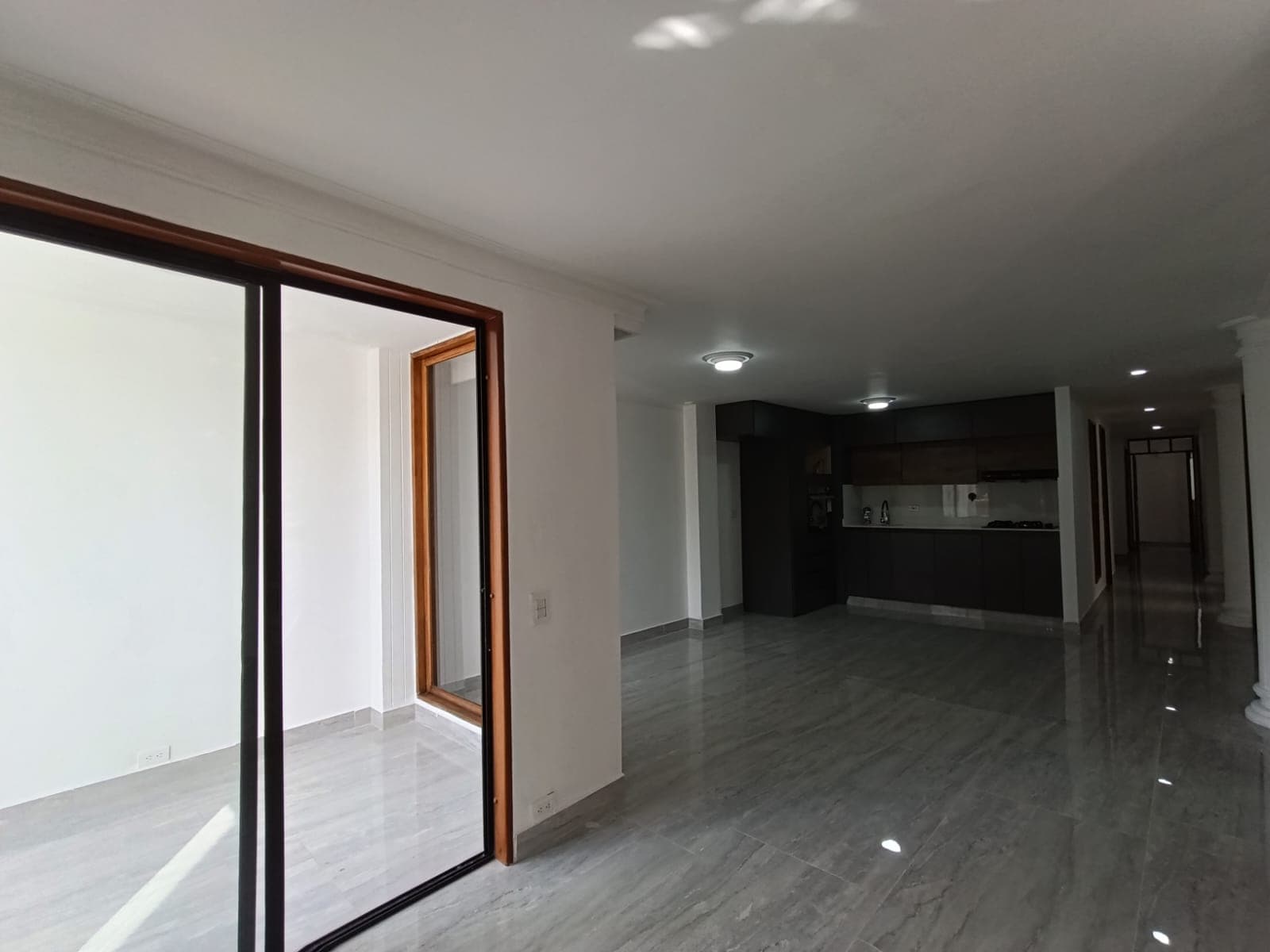 Apartamento en arriendo en Las Flores, Envigado — foto 5 de 20