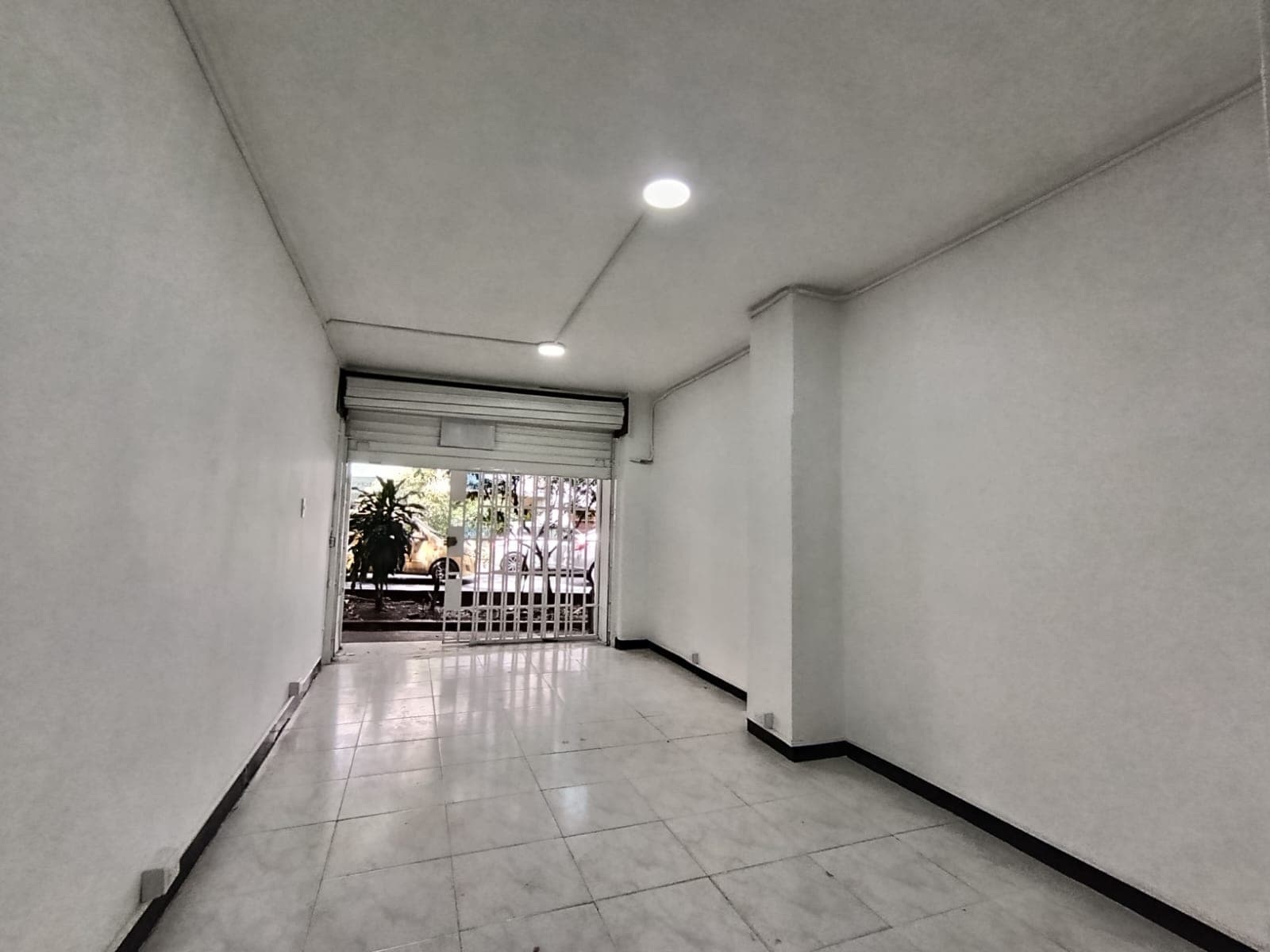 Local en arriendo en Boston, Centro, Medellín — foto 1 de 8