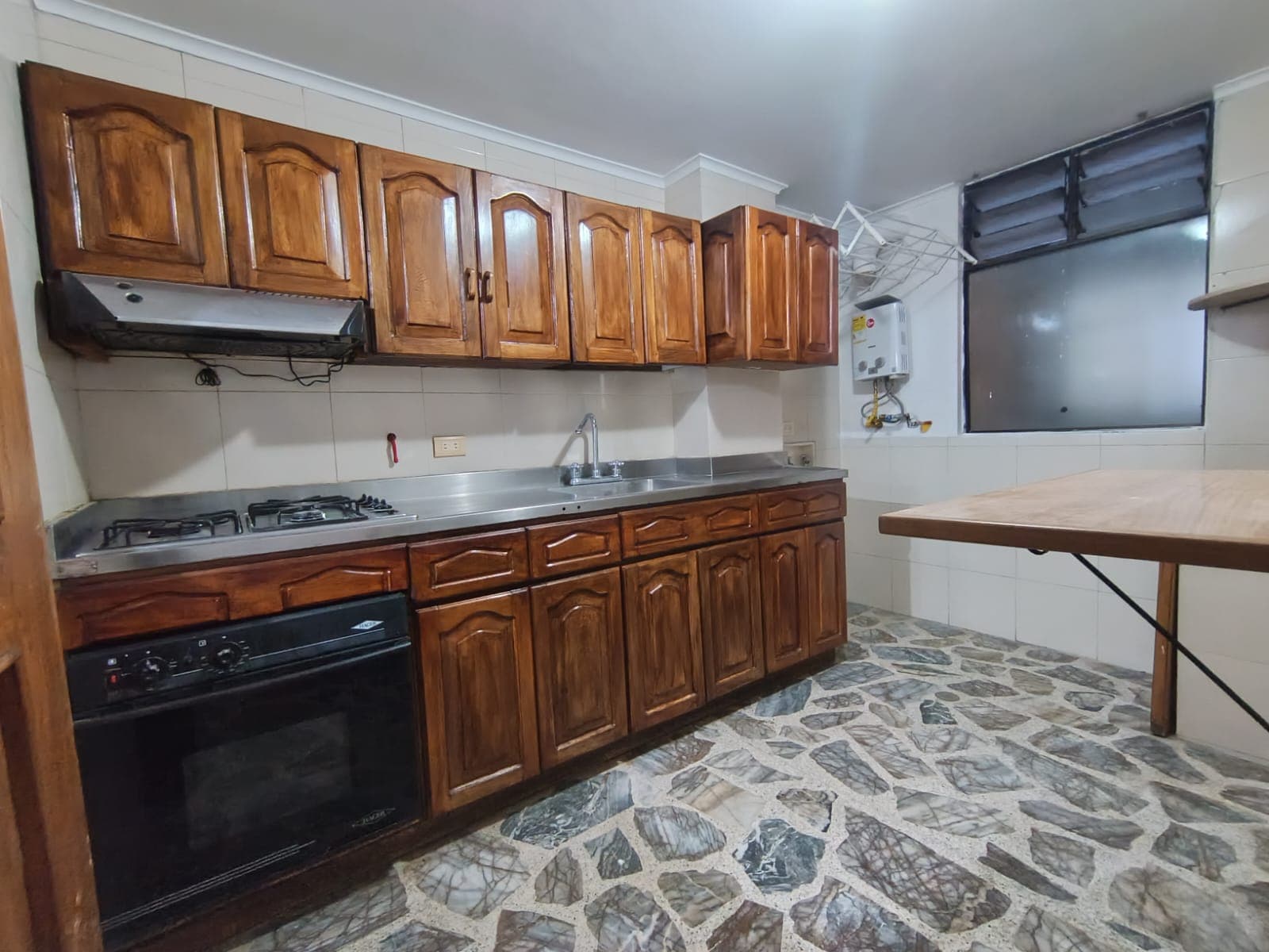 Apartamento en arriendo en Conquistadores, Laureles, Medellín — foto 1 de 12