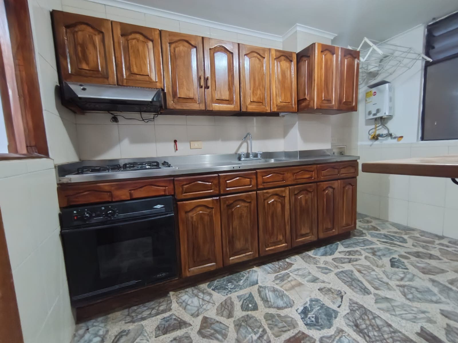 Apartamento en arriendo en Conquistadores, Laureles, Medellín — foto 2 de 12