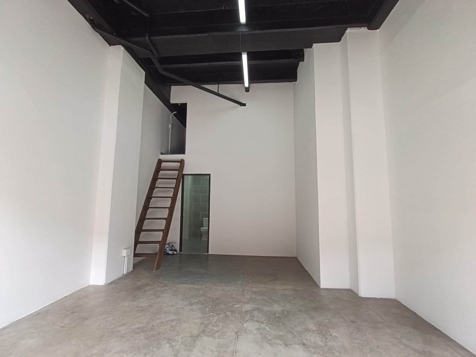 Local en arriendo en Boston, Centro, Medellín — foto 3 de 10