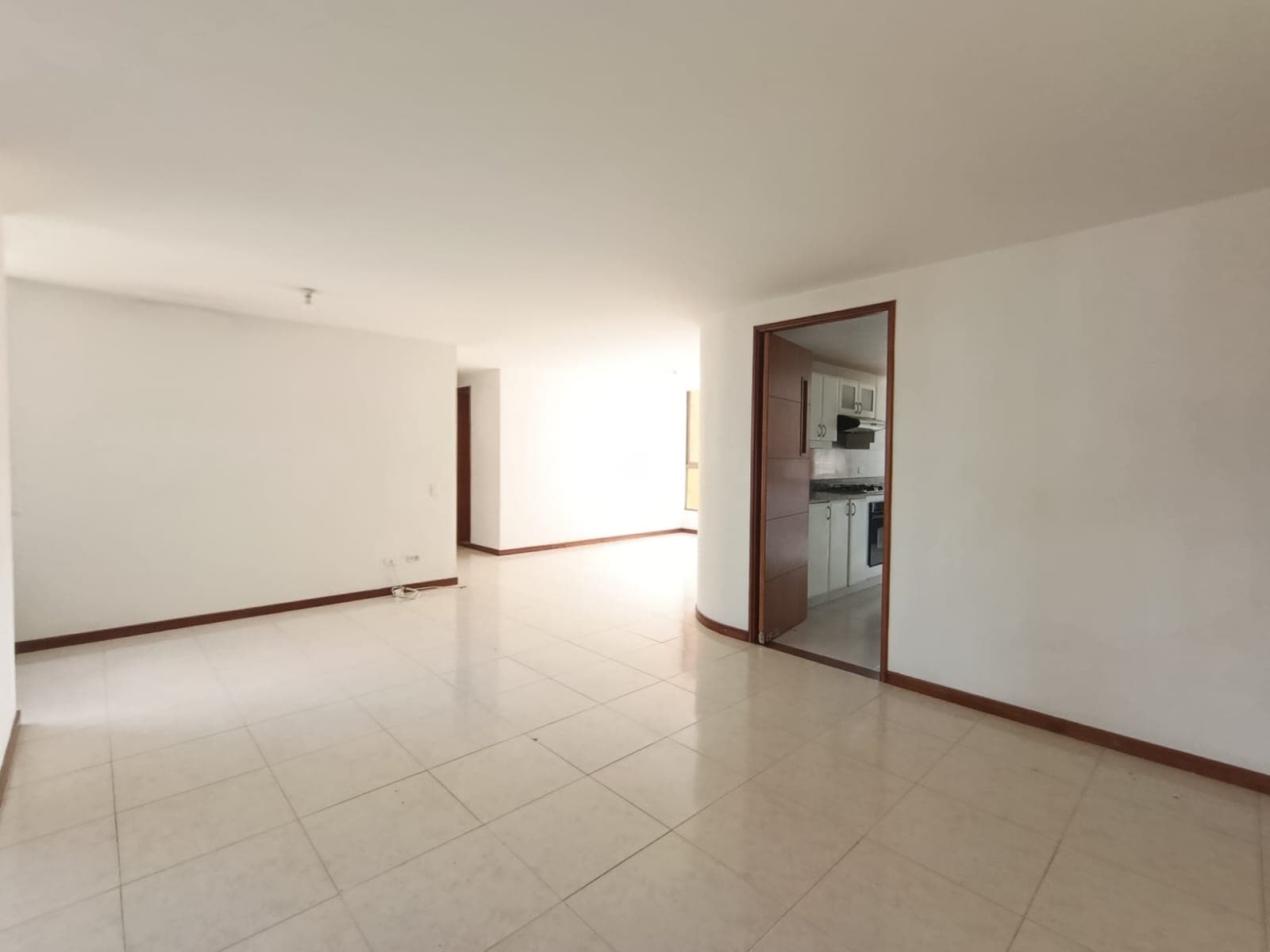 Apartamento en arriendo en Santa María De Los Ángeles, El Poblado, Medellín — foto 2 de 20