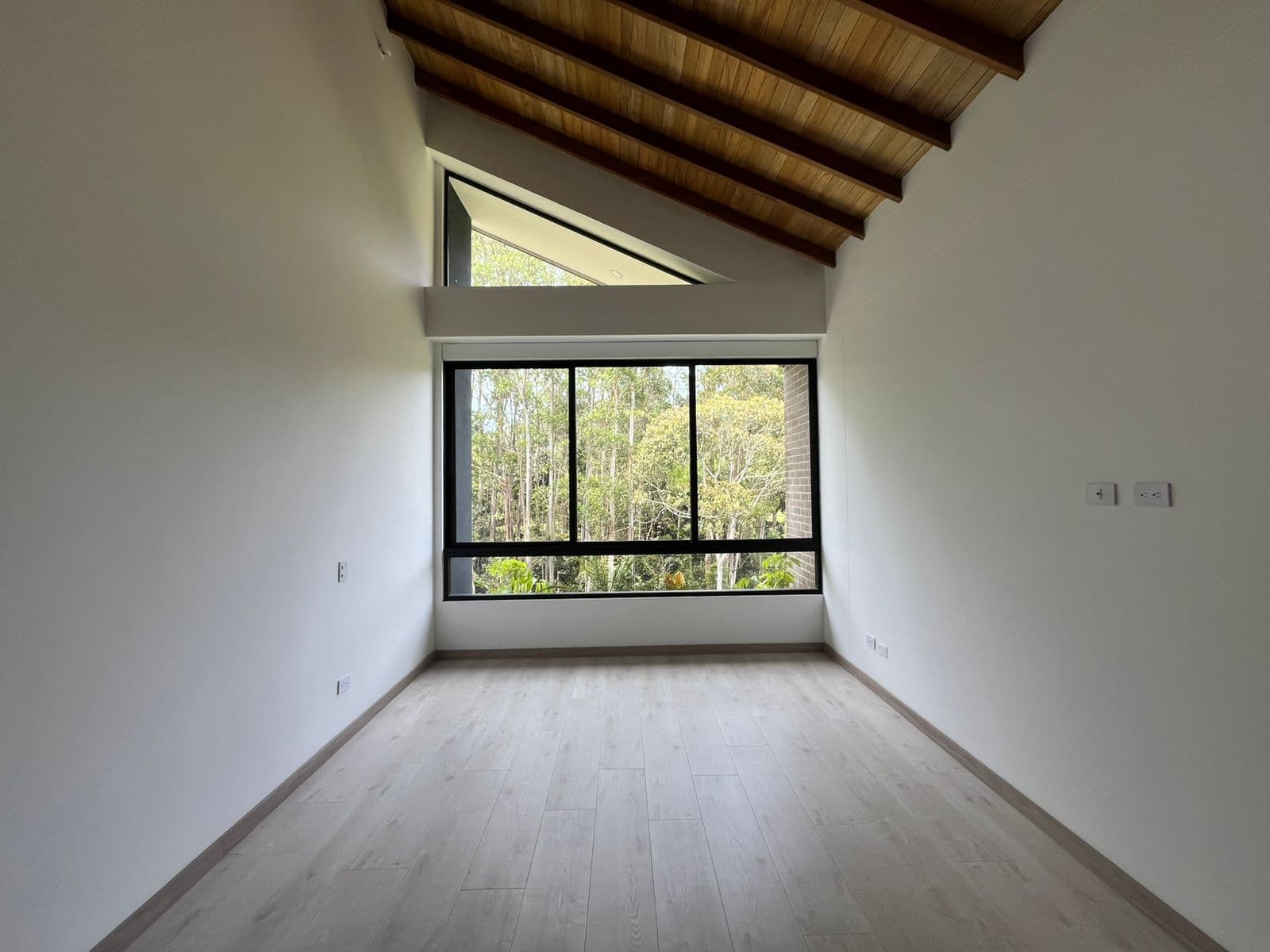 Apartamento en arriendo en Retiro — foto 5 de 16