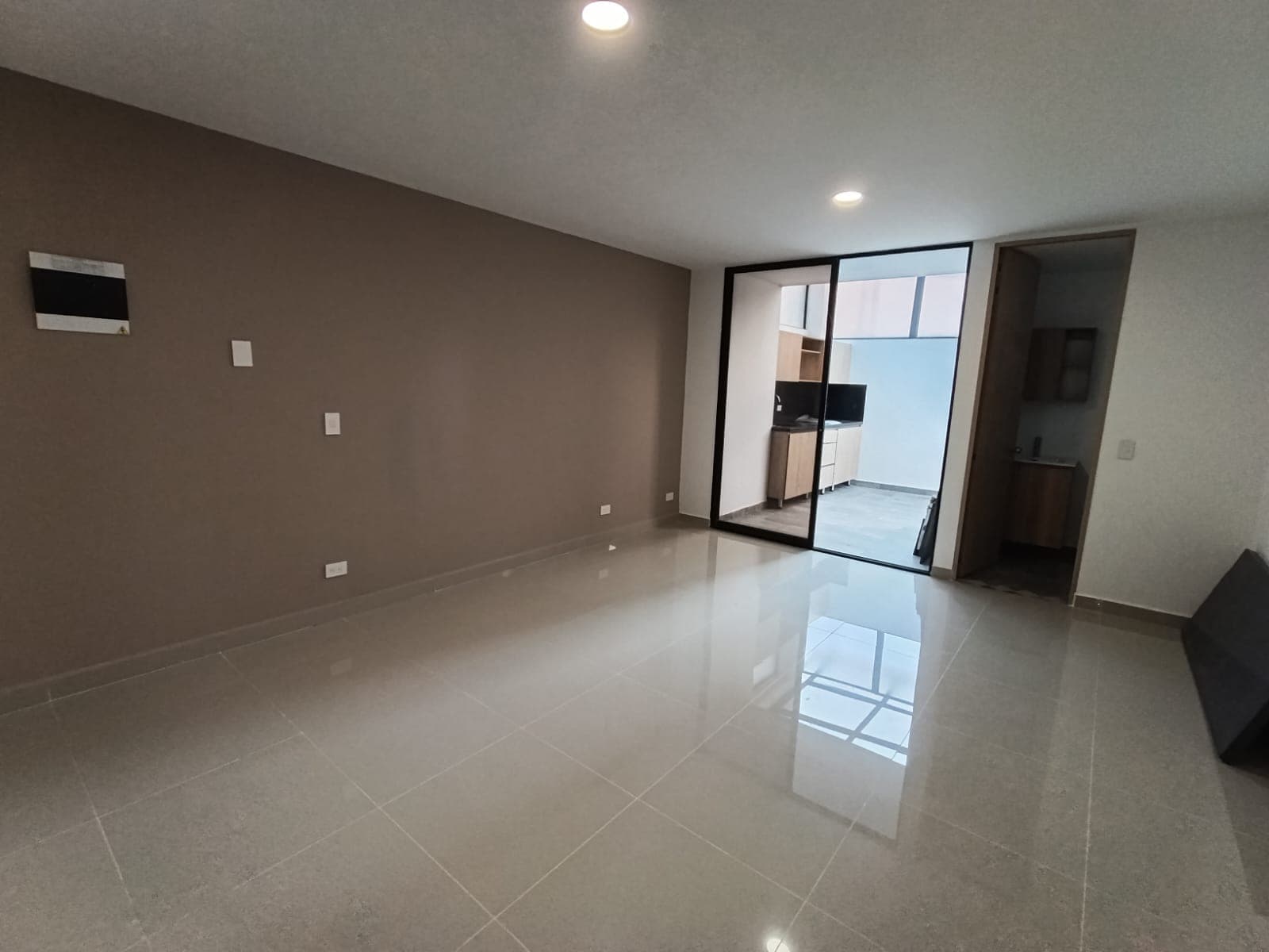 Apartaestudio en arriendo en Laureles, Medellín — foto 4 de 9
