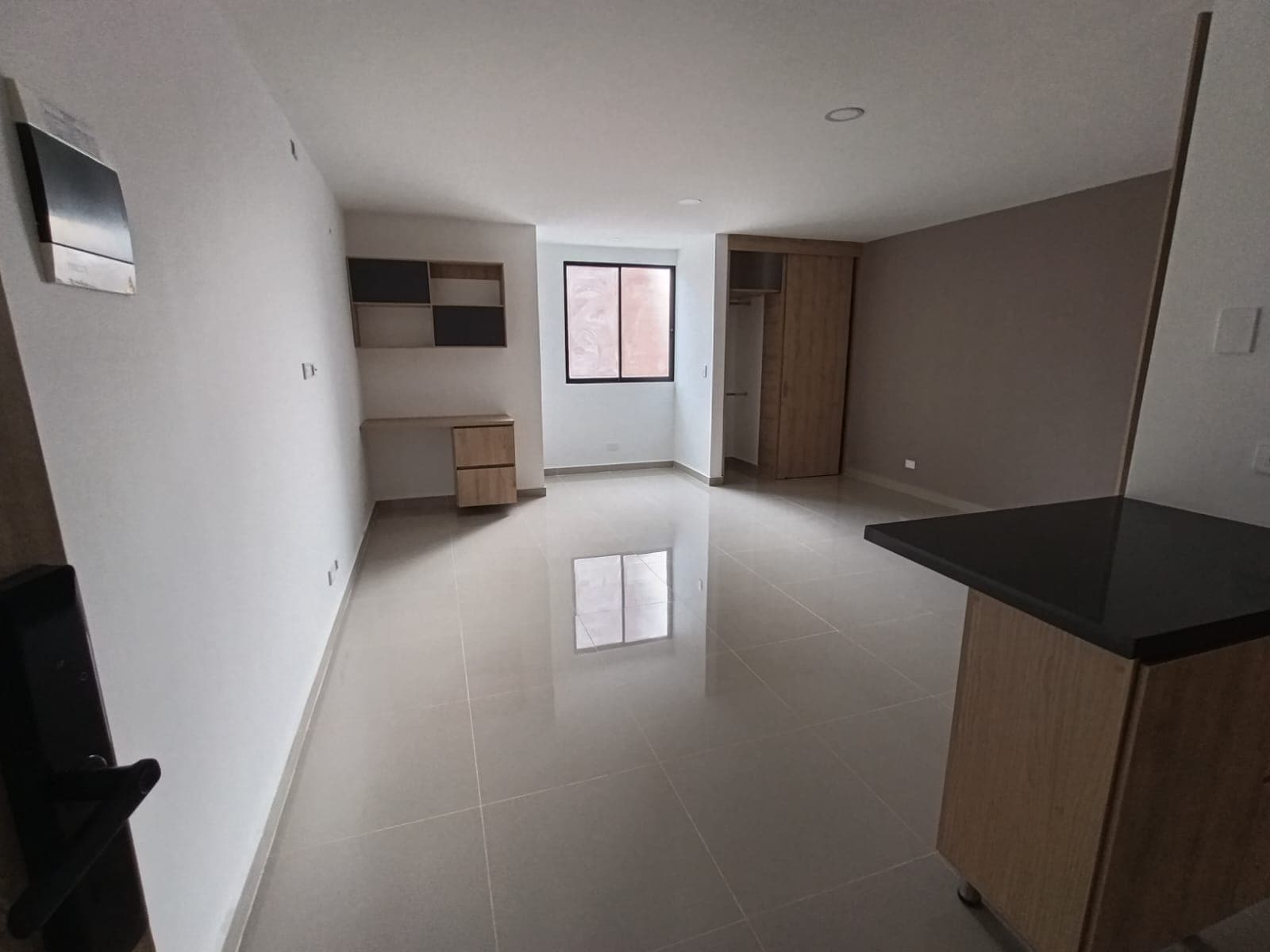 Apartaestudio en arriendo en Laureles, Medellín — foto 1 de 11