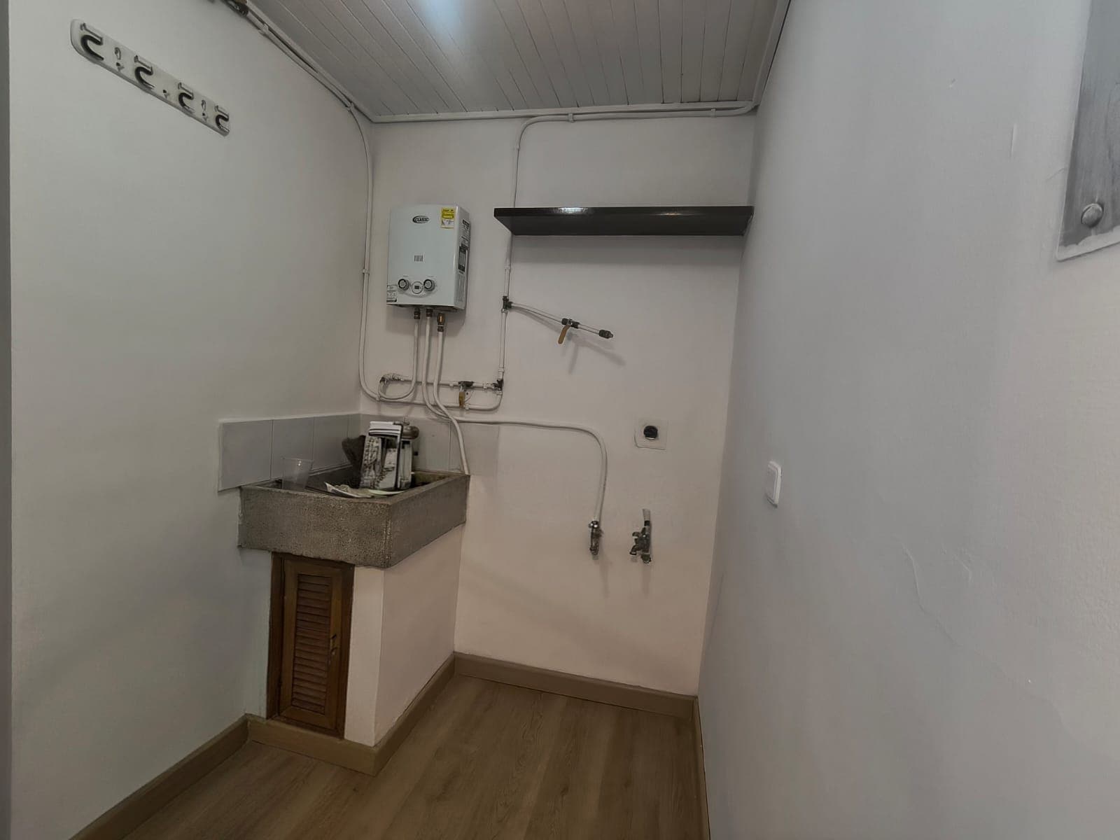 Apartamento en arriendo en El Tesoro, El Poblado, Medellín — foto 5 de 11