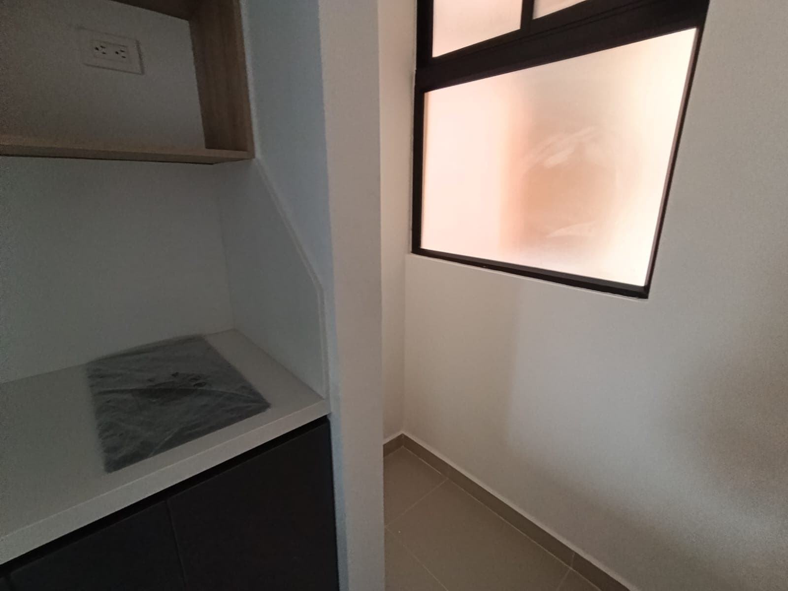 Apartaestudio en arriendo en Laureles, Medellín — foto 2 de 12