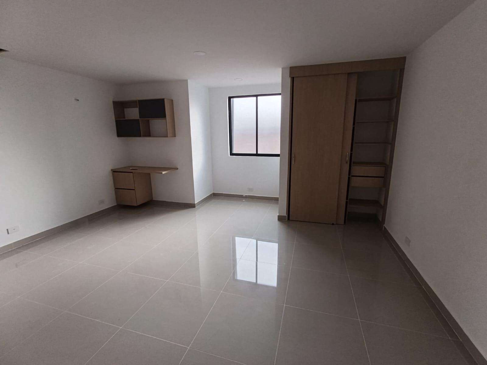 Apartaestudio en arriendo en Laureles, Medellín — foto 5 de 9
