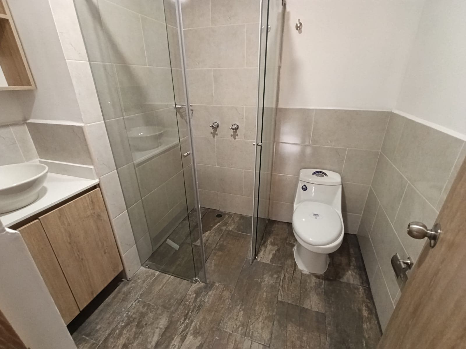 Apartaestudio en arriendo en Laureles, Medellín — foto 3 de 11