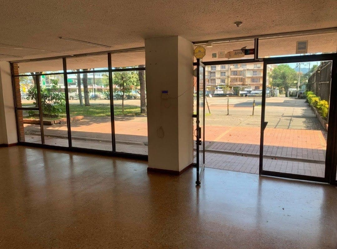 Local en arriendo en Normandía Occidental, Engativa, Bogotá, D.c. — foto 1 de 7