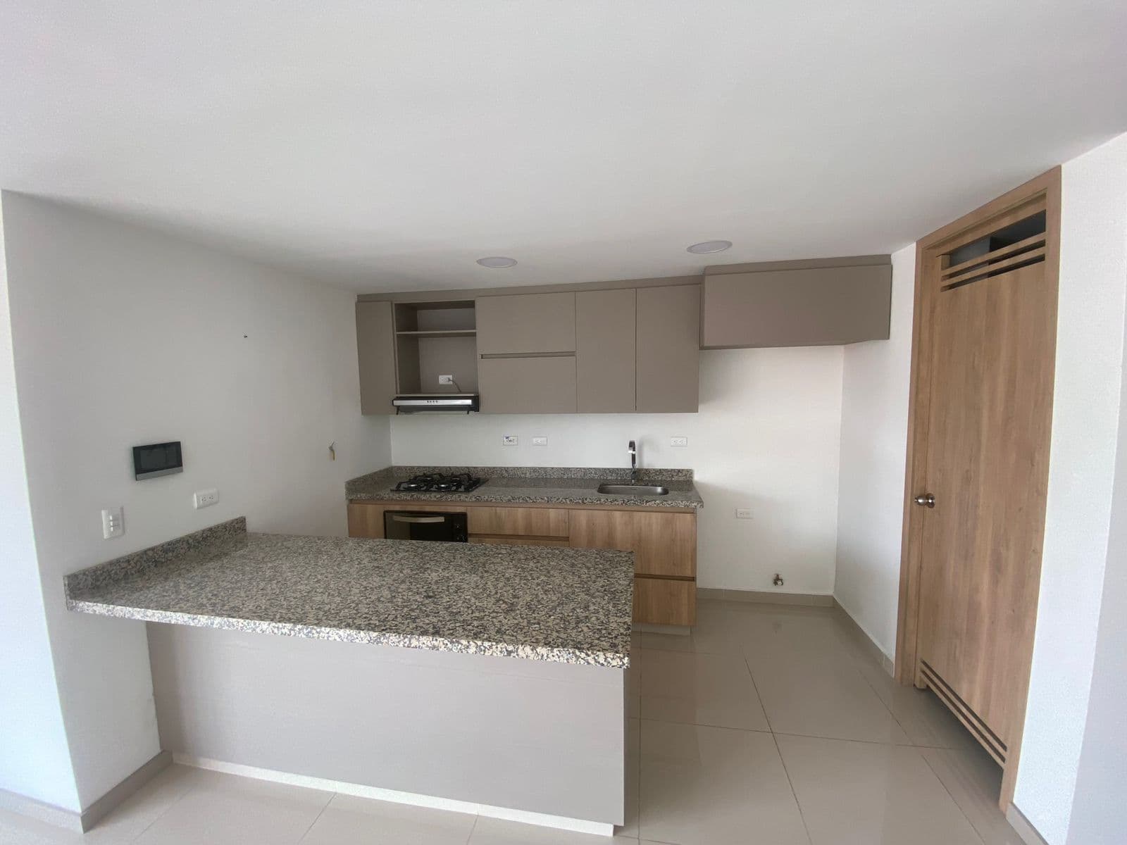 Apartamento en arriendo en Laureles, Medellín — foto 4 de 12
