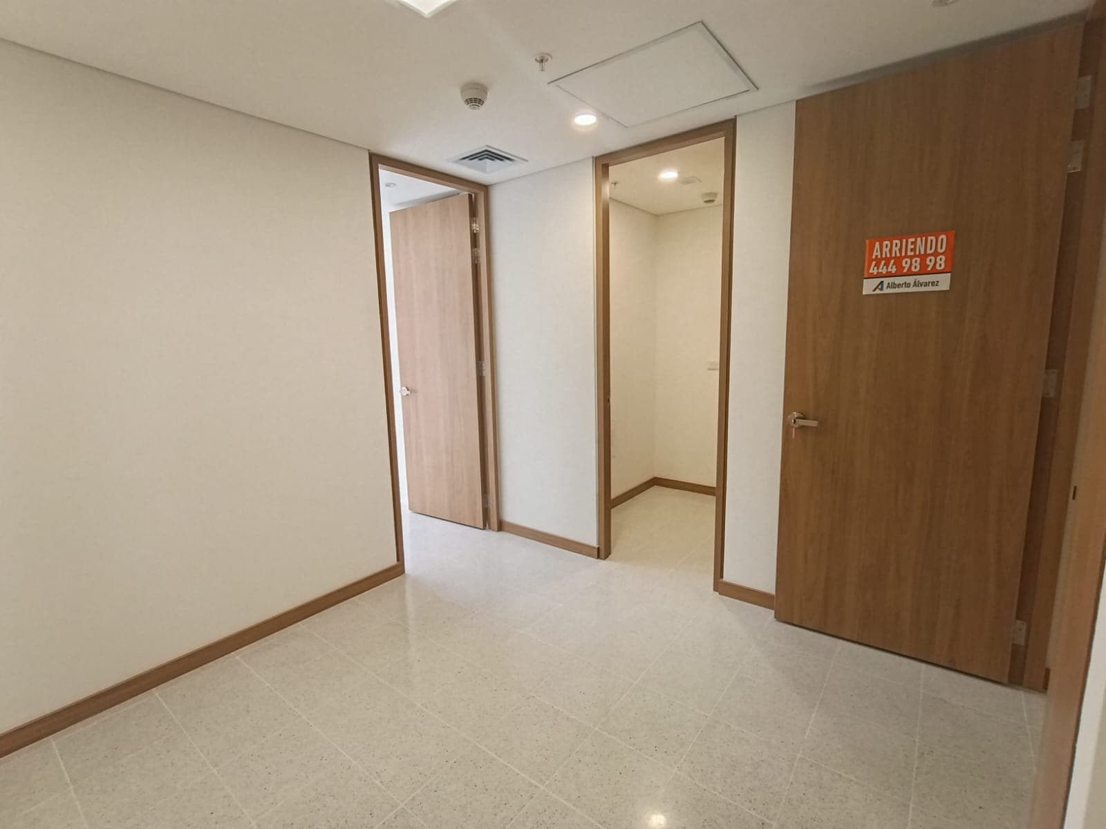 Consultorio en arriendo en Los Pinos, La America, Medellín — foto 3 de 16
