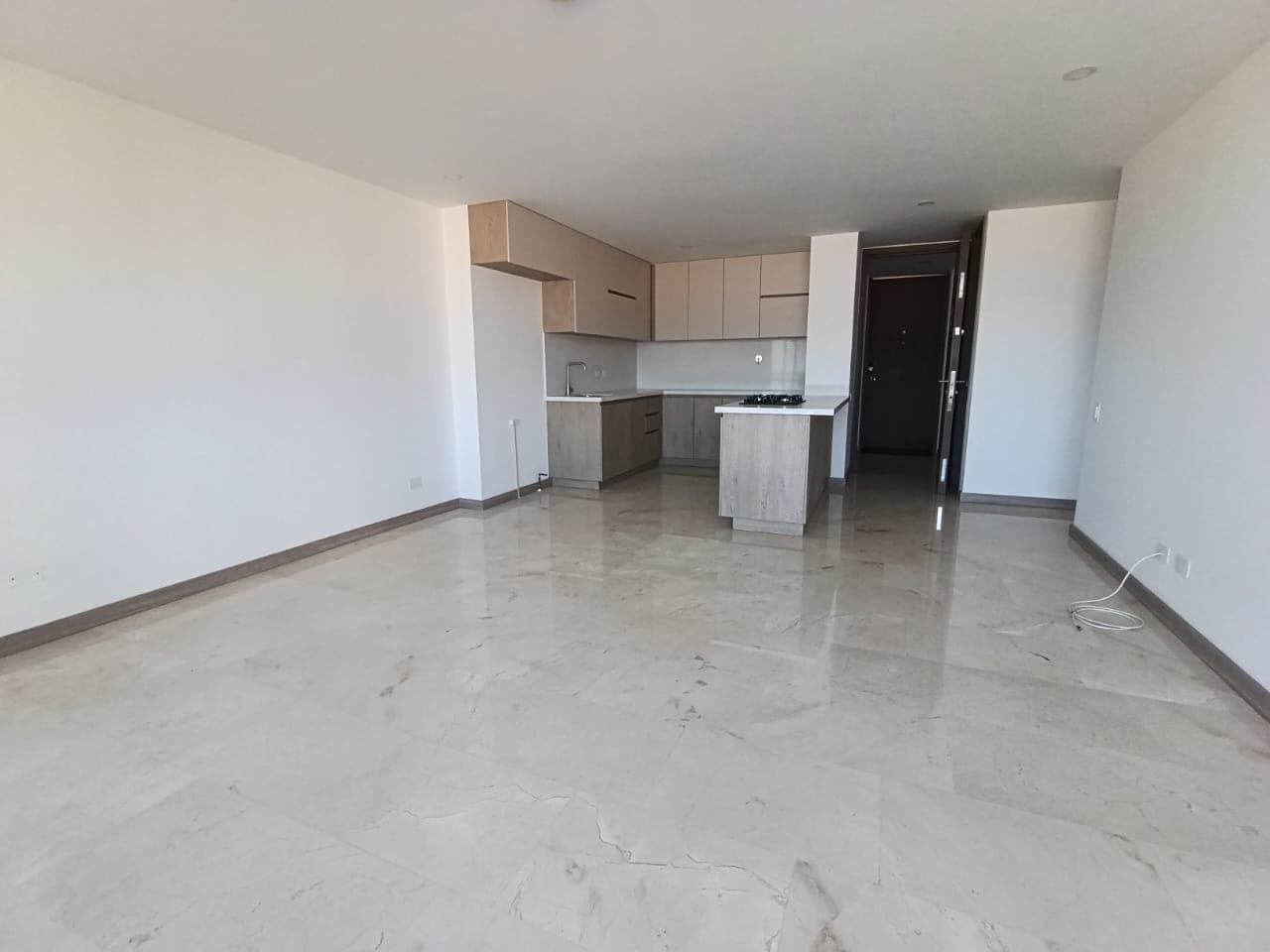 Apartamento en arriendo en Loma Del Escobero, Envigado — foto 3 de 17