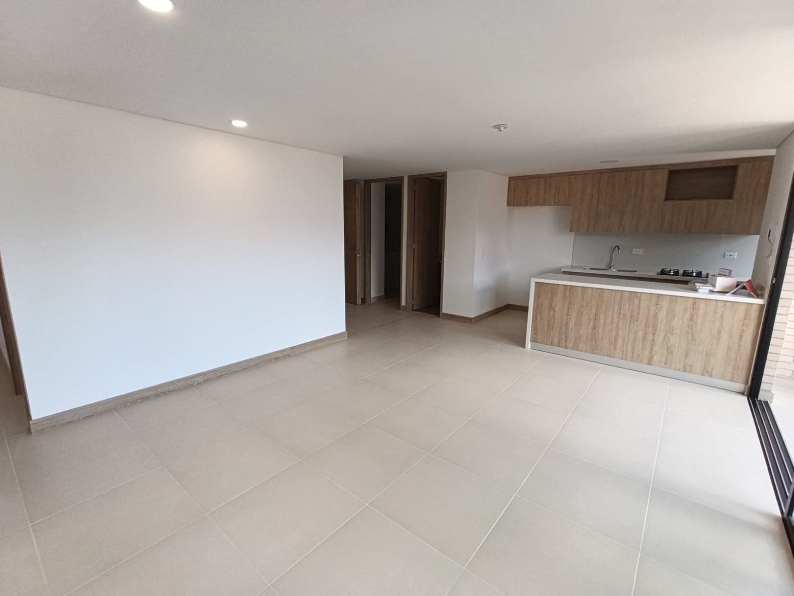 Apartamento en arriendo en Laureles, Medellín — foto 2 de 20