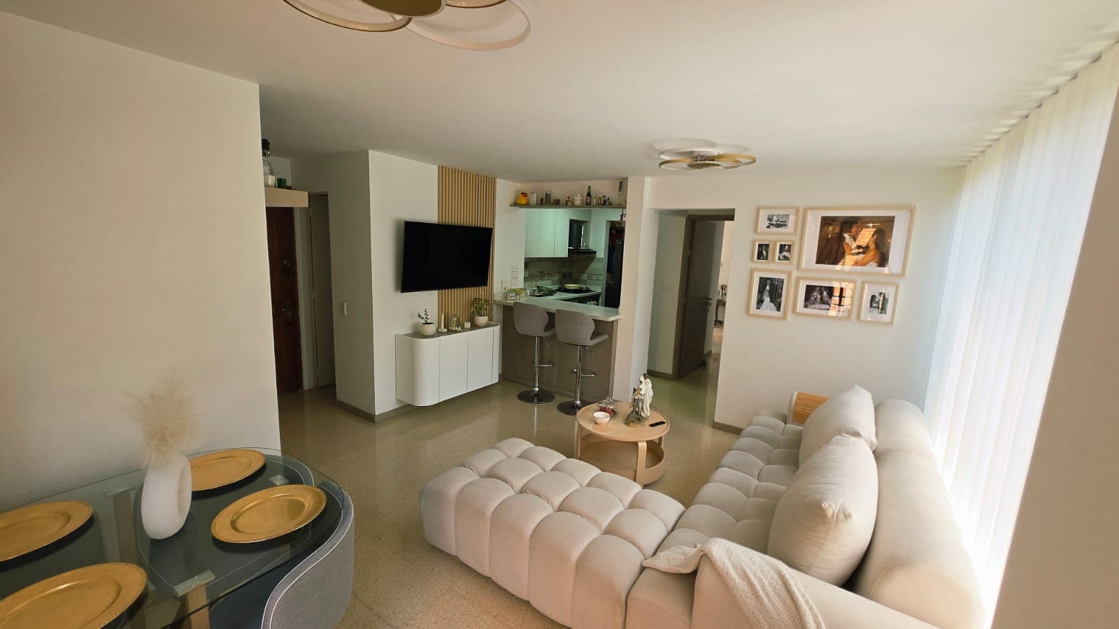 Apartaestudio en arriendo en El Poblado, Medellín — foto 3 de 13
