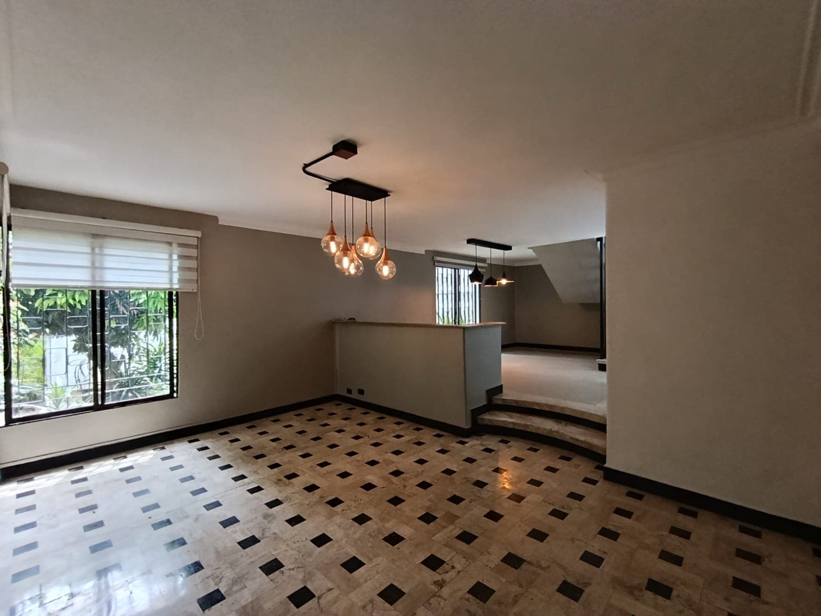 Casa Vivienda en arriendo en El Tesoro, El Poblado, Medellín — foto 2 de 20