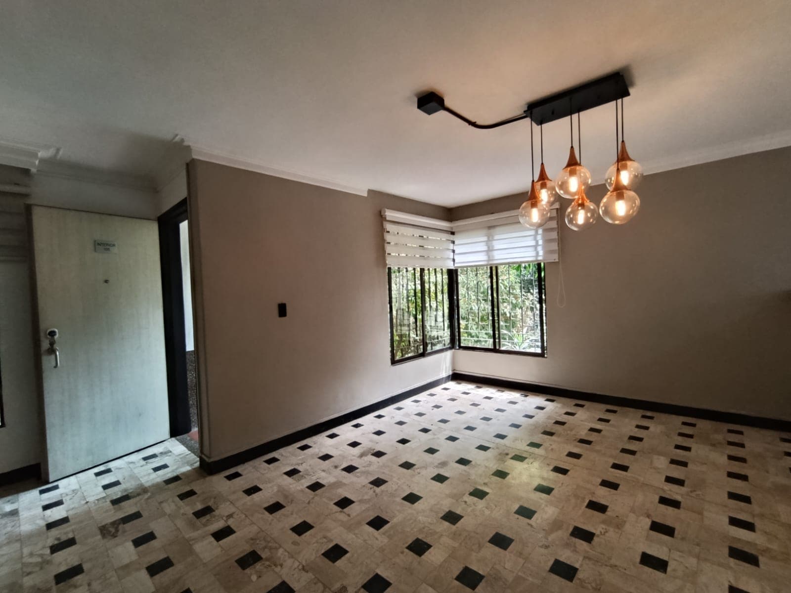 Casa Vivienda en arriendo en El Tesoro, El Poblado, Medellín — foto 4 de 20