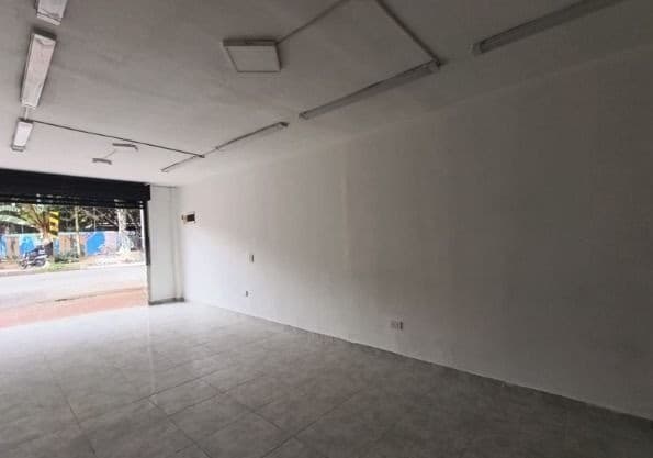 Local en arriendo en Los Naranjos, Envigado — foto 2 de 5