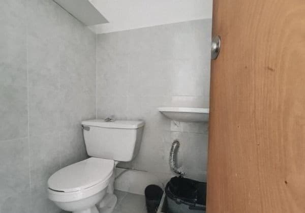 Local en arriendo en Los Naranjos, Envigado — foto 5 de 5